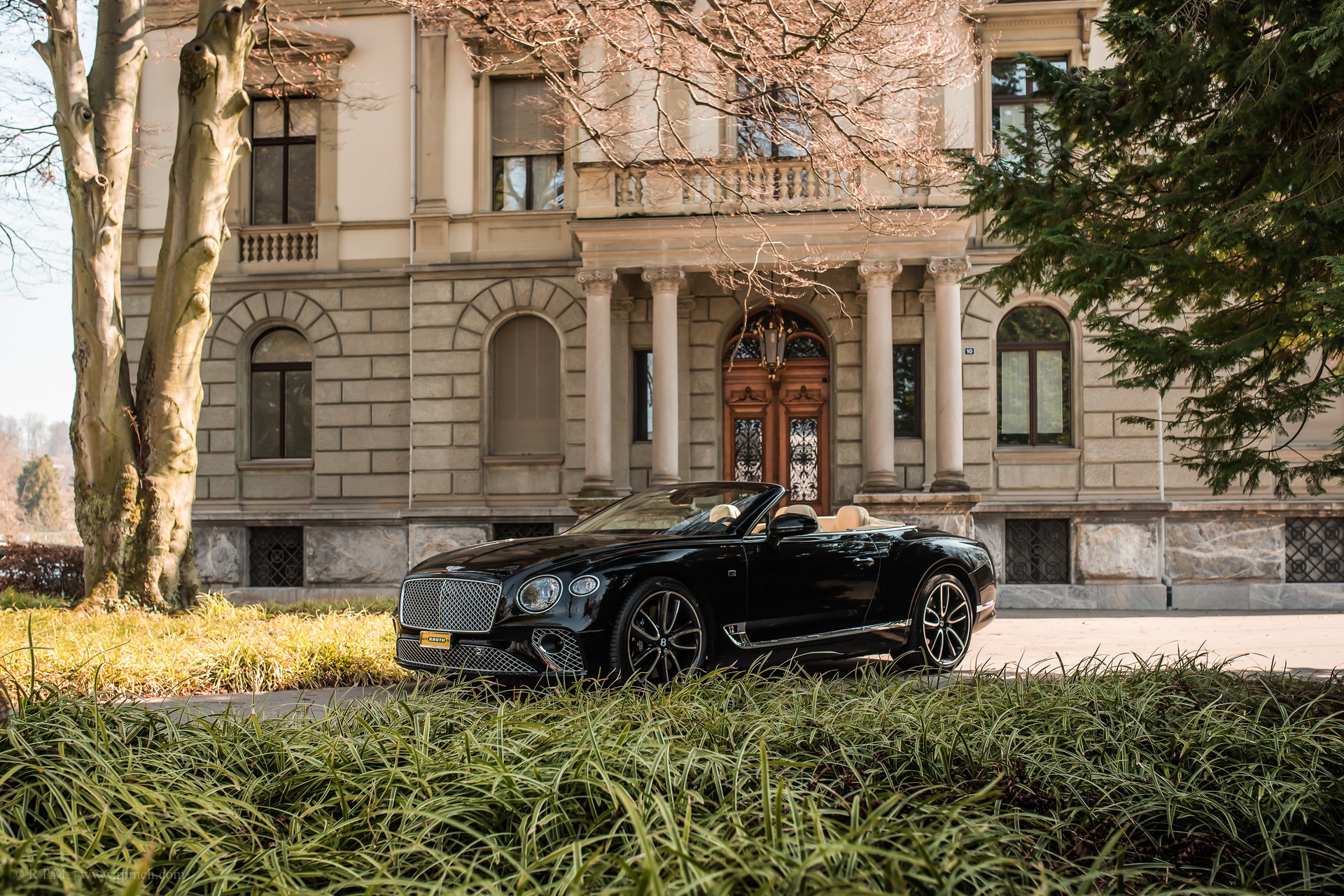 BENTLEY Continental GTC 6.0 W12*First Edition CH Auslieferung Np;340'350.-Fr*-image-28
