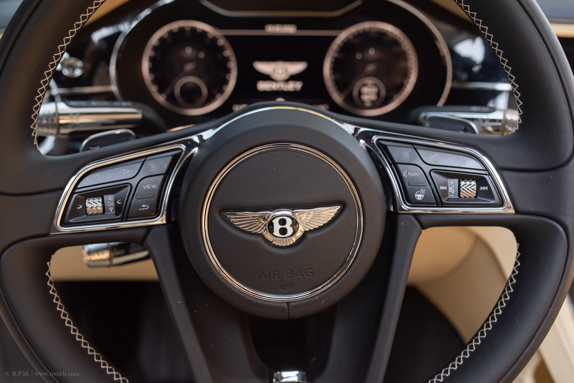 BENTLEY Continental GTC 6.0 W12*First Edition CH Auslieferung Np;340'350.-Fr*-image-31
