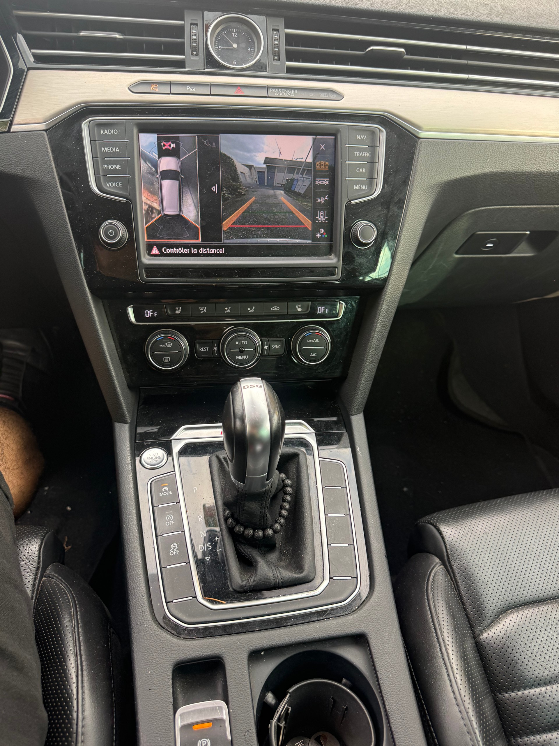 VW Passat Variant 2.0 TDI BMT Comfortline DSG 4Motion-image-12