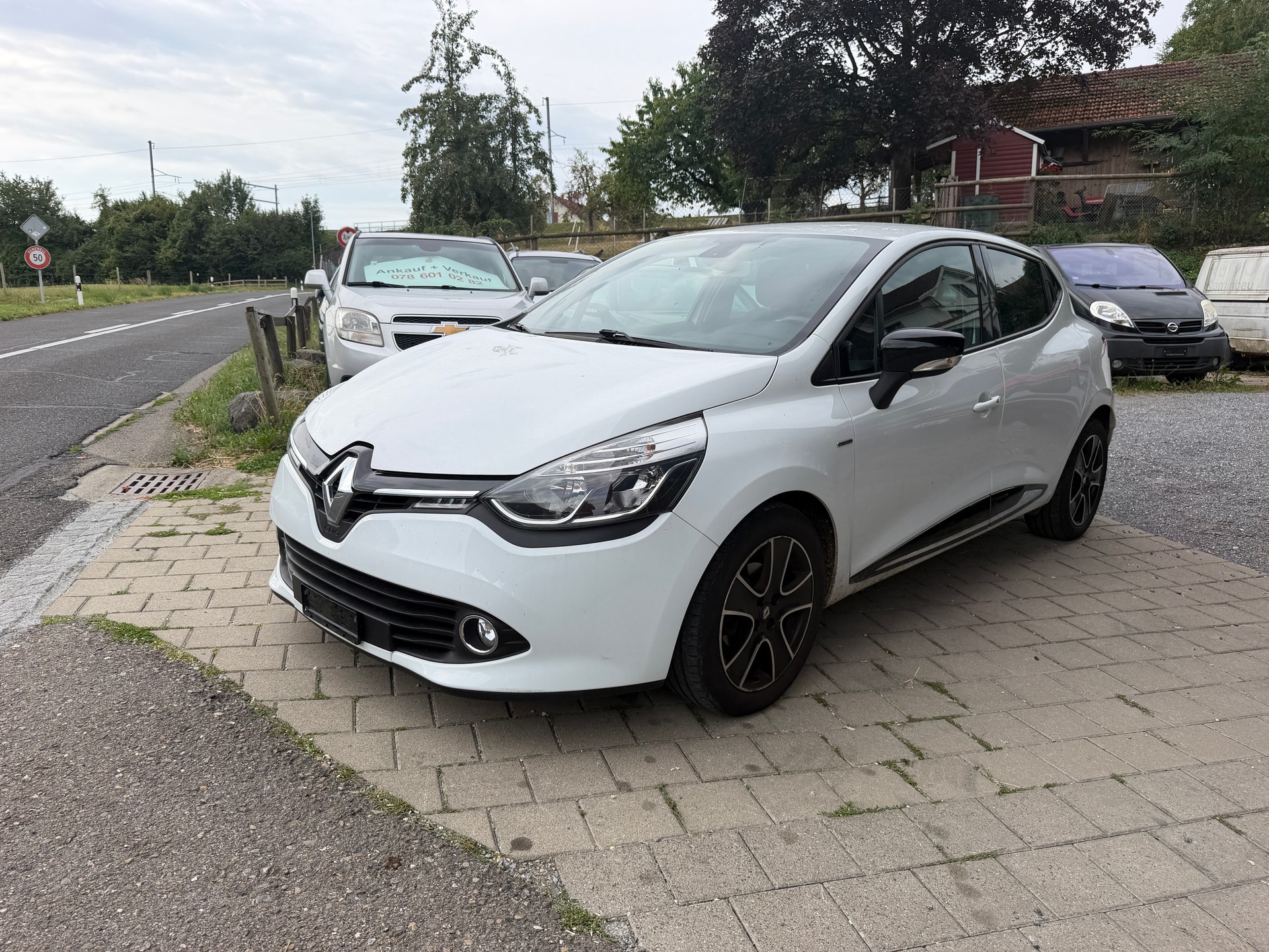 RENAULT Clio 1.3 Business EDC-image-1