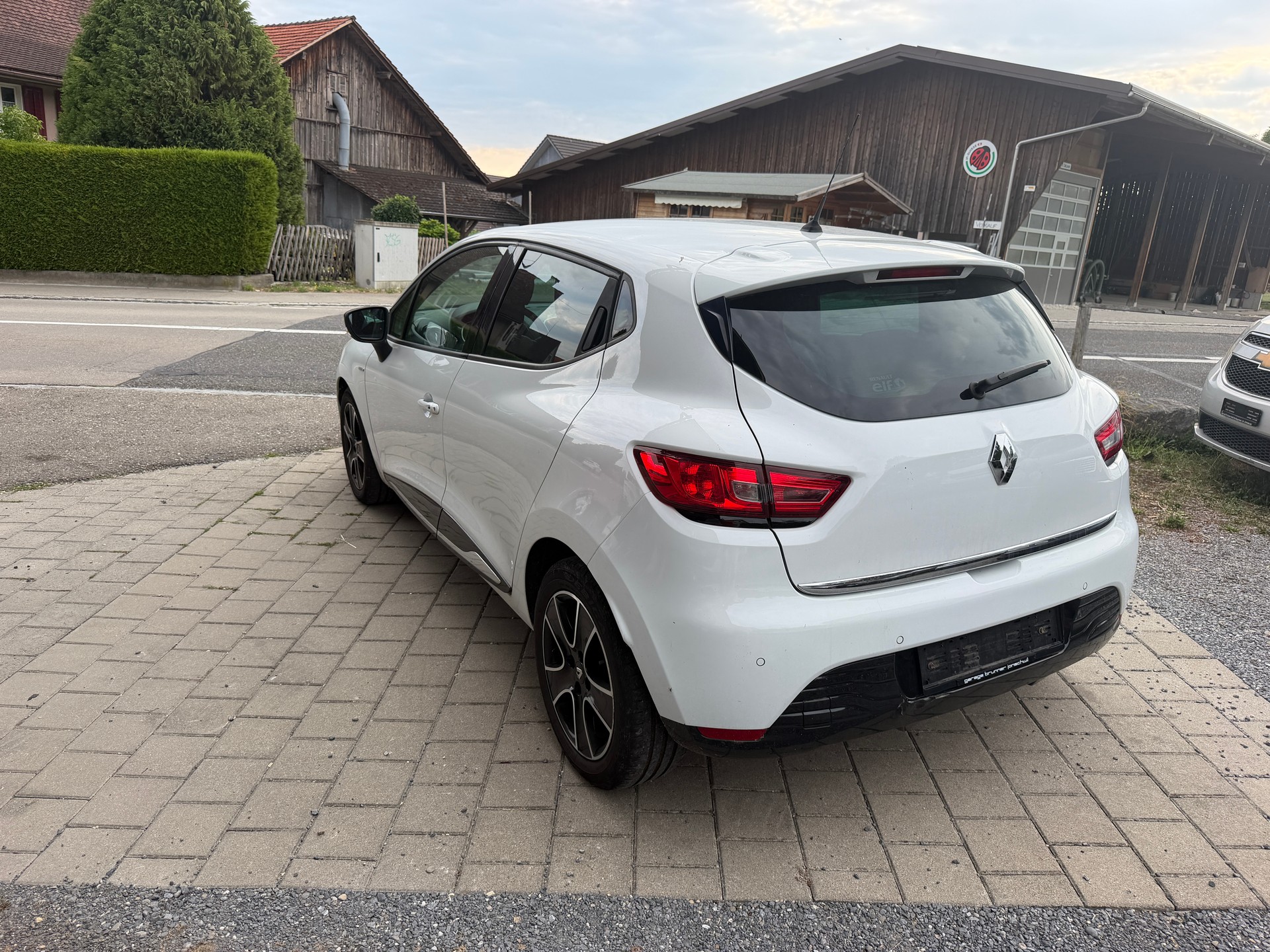RENAULT Clio 1.3 Business EDC-image-3