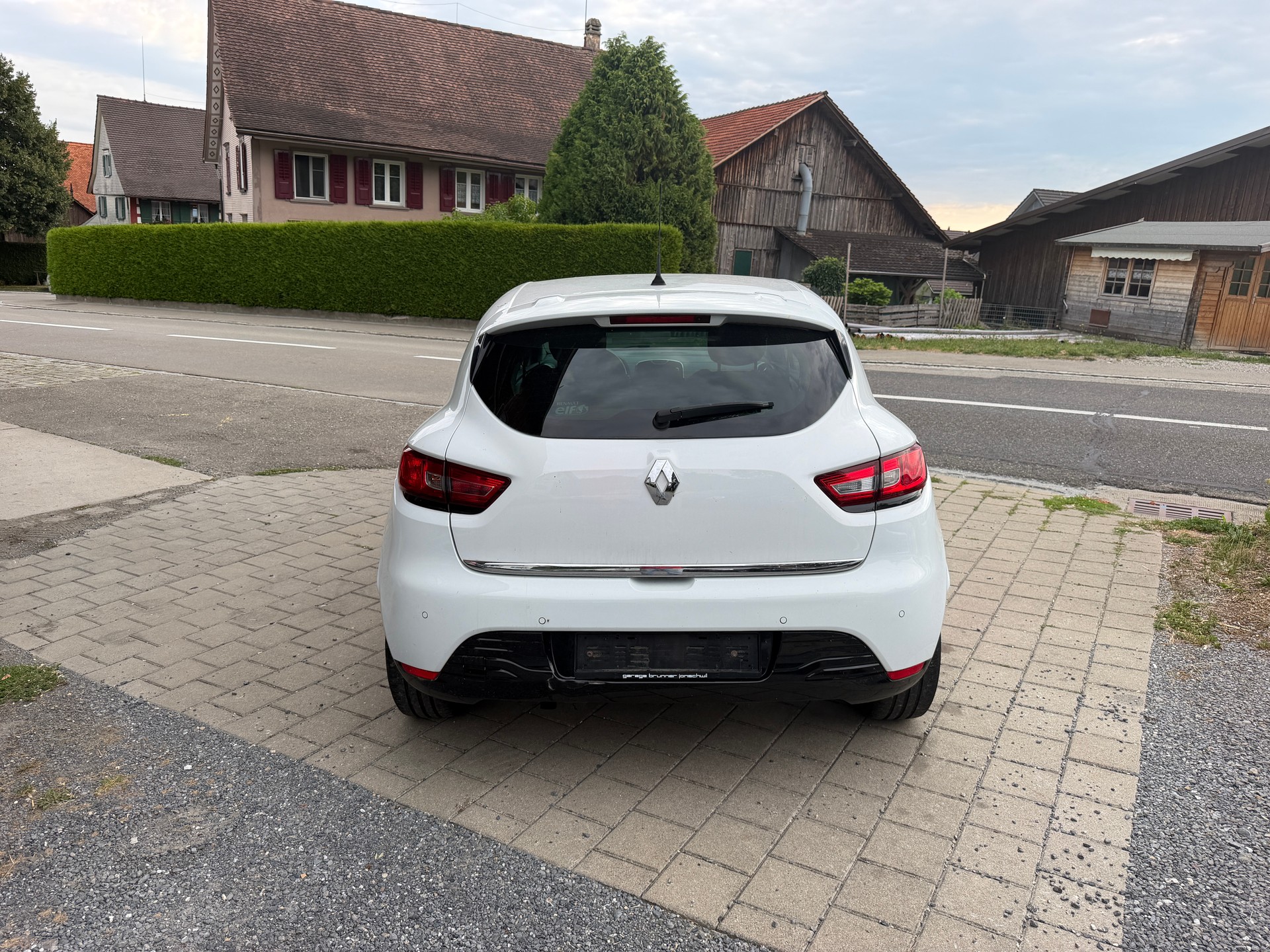 RENAULT Clio 1.3 Business EDC-image-4