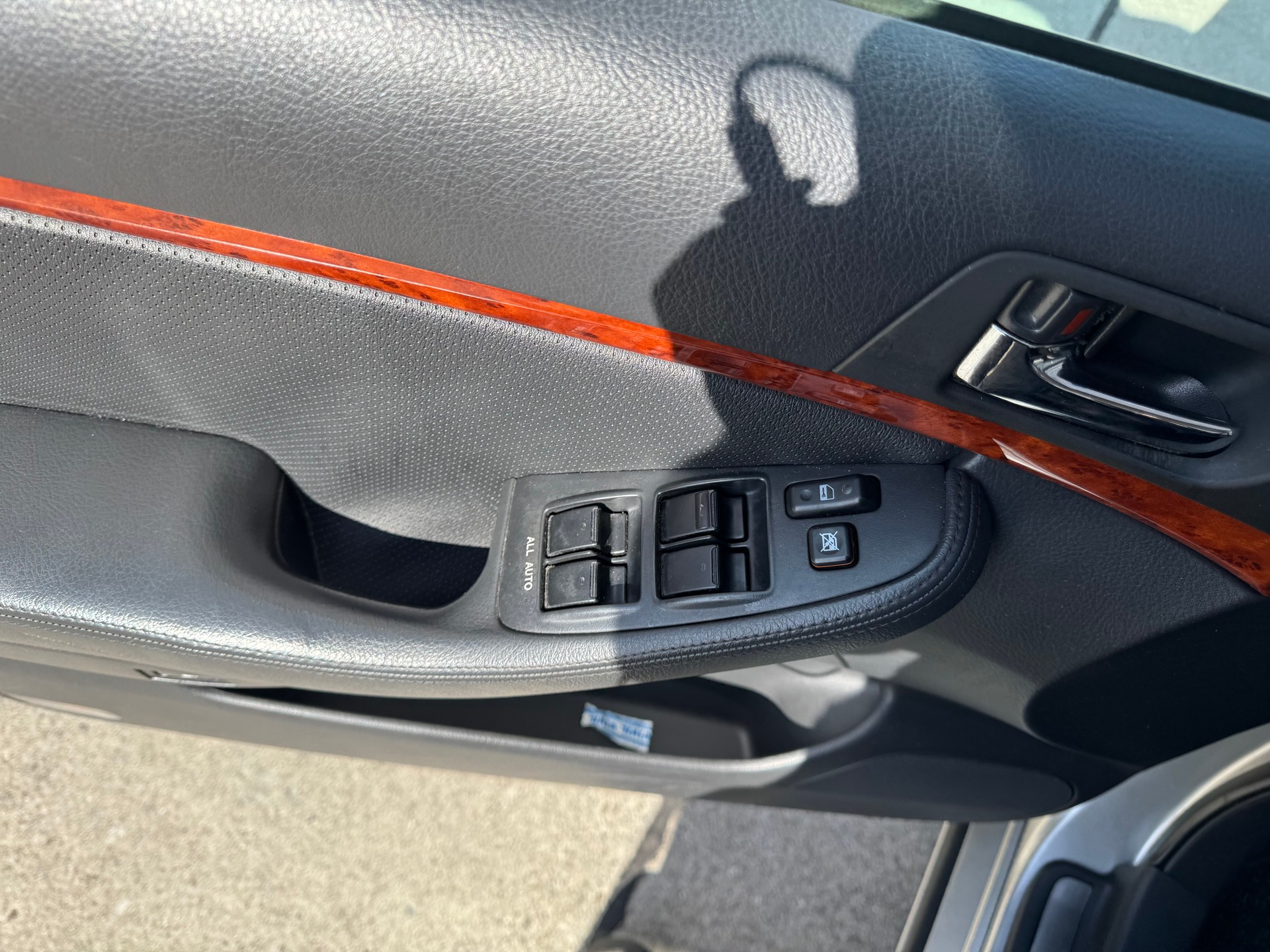 TOYOTA Avensis 2.4 D4 VVT-i Linea Sol Sportswagon T-Step5-image-13