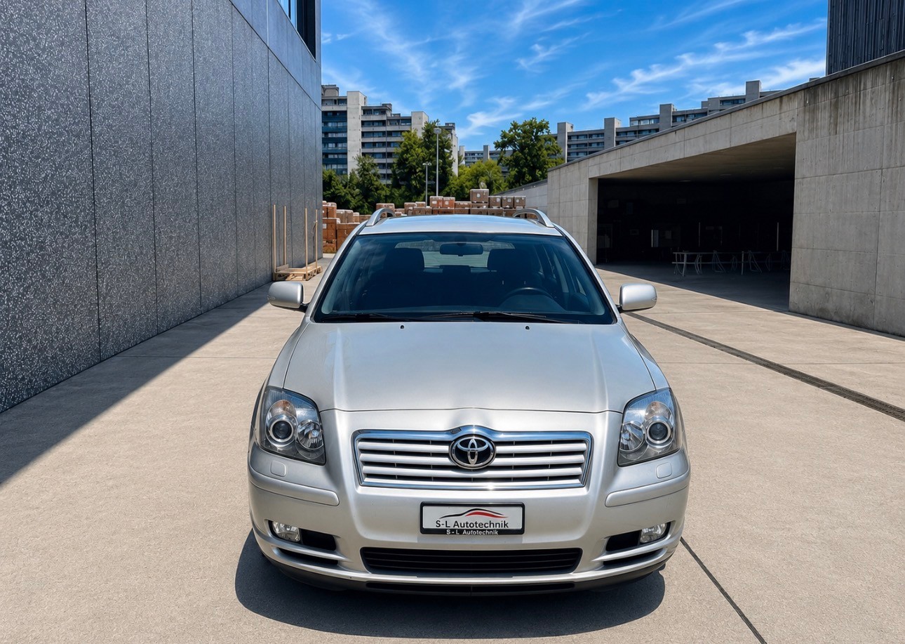TOYOTA Avensis 2.4 D4 VVT-i Linea Sol Sportswagon T-Step5-image-1