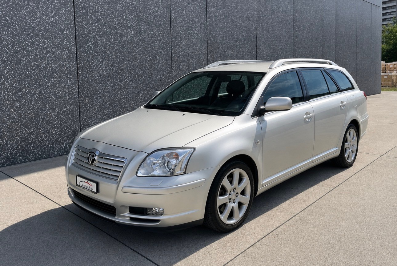 TOYOTA Avensis 2.4 D4 VVT-i Linea Sol Sportswagon T-Step5-image-0
