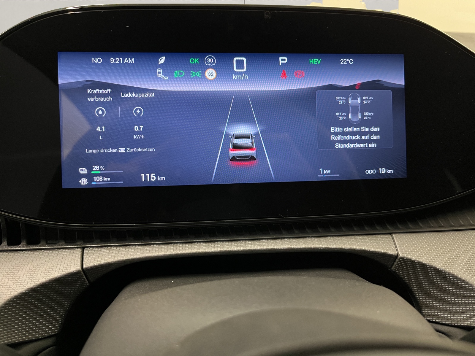 BYD Dolphin G DM-i Comfort-image-9