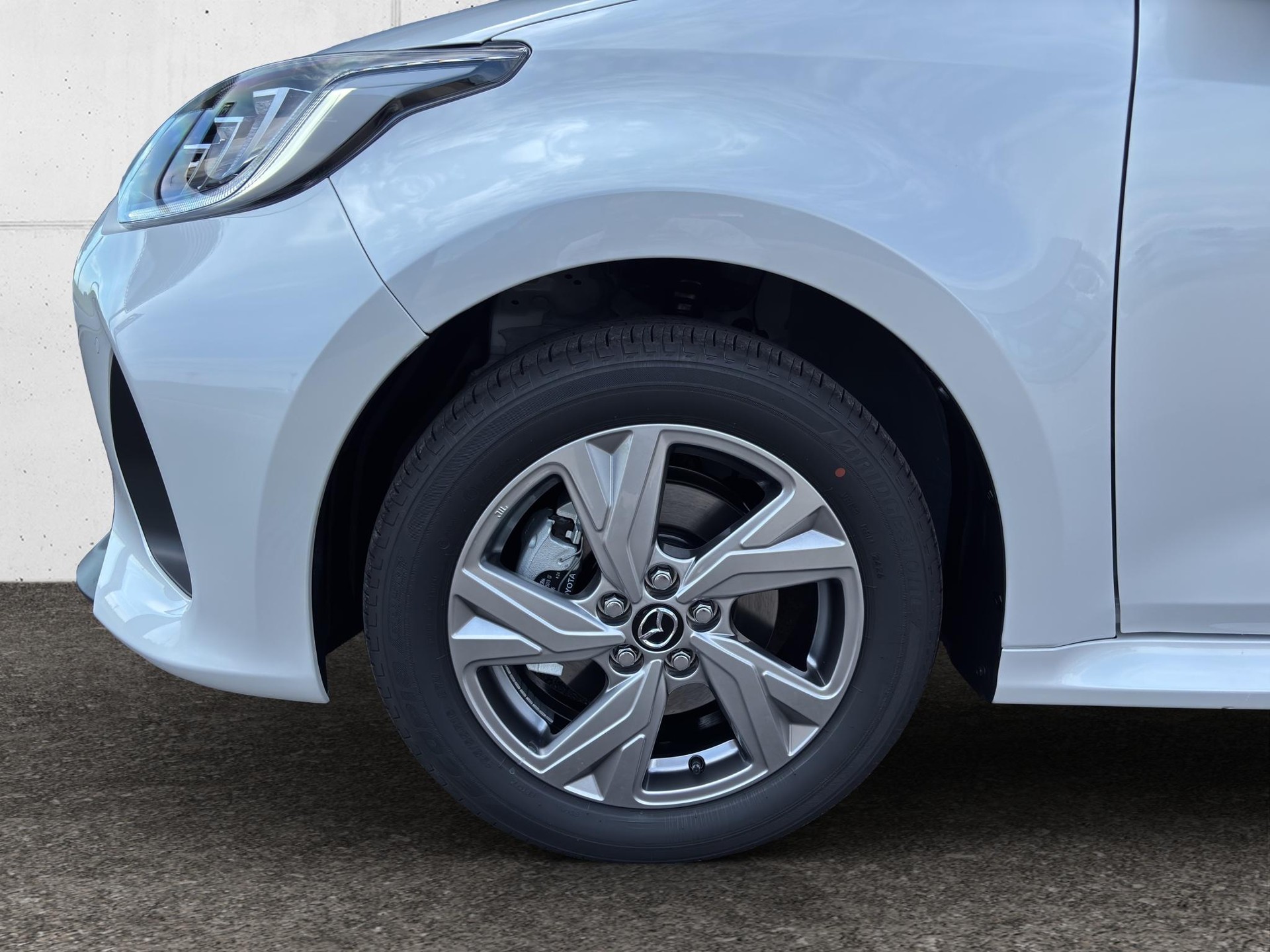 MAZDA 2 1.5 Hybrid Exclusive-Line-image-18