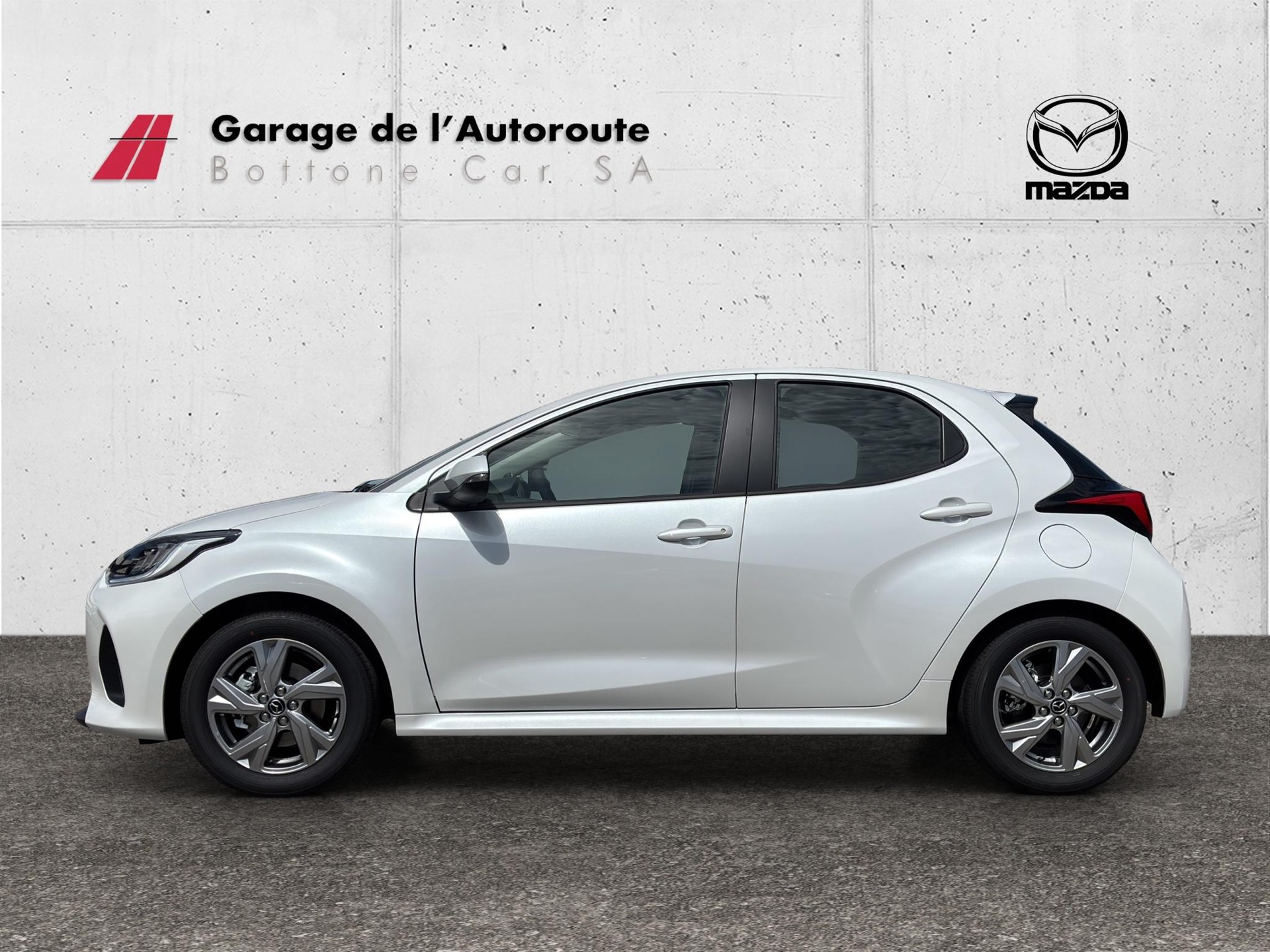 MAZDA 2 1.5 Hybrid Exclusive-Line-image-1