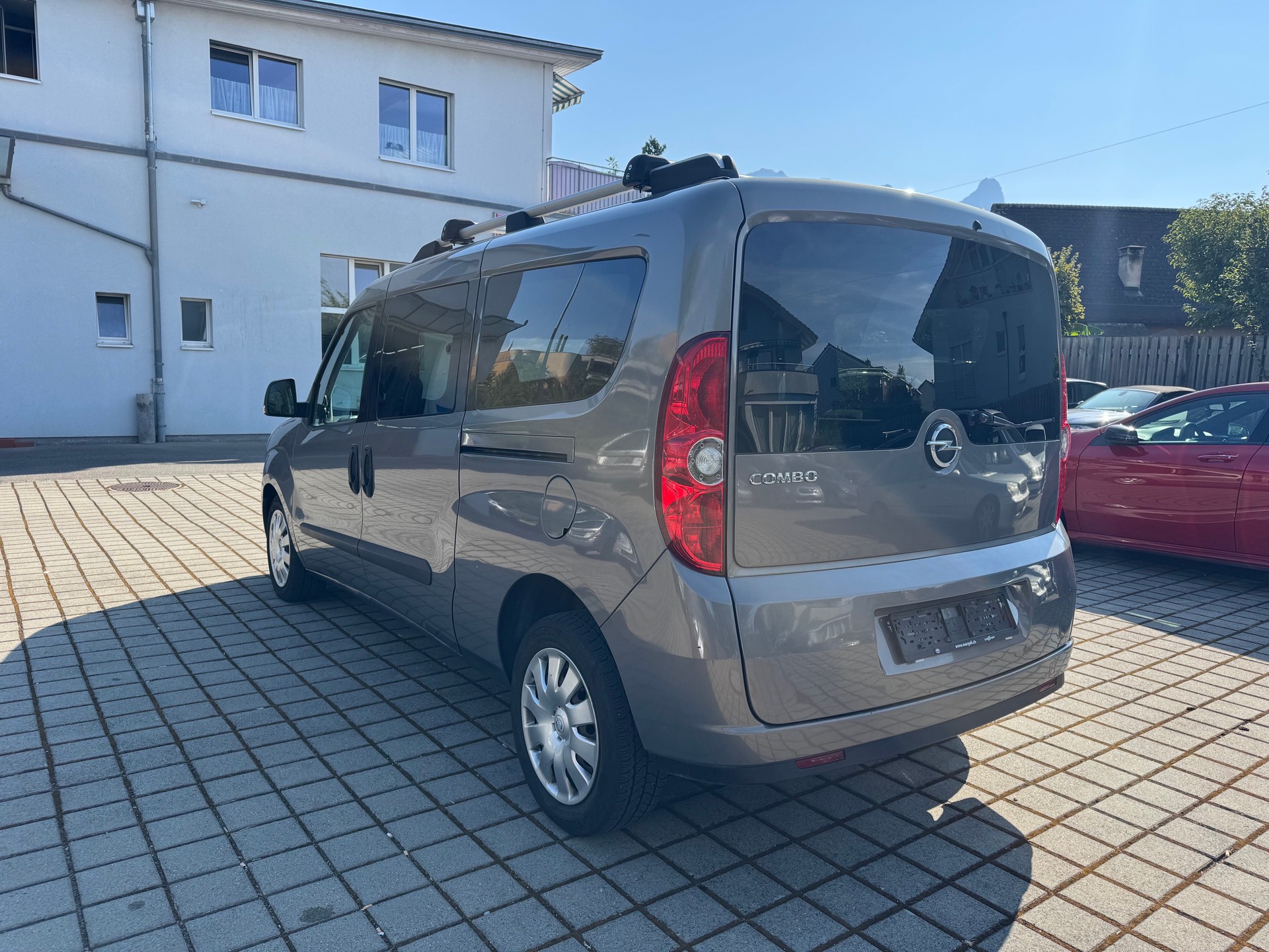 OPEL Combo 1.4 Turbo L1H1-image-2