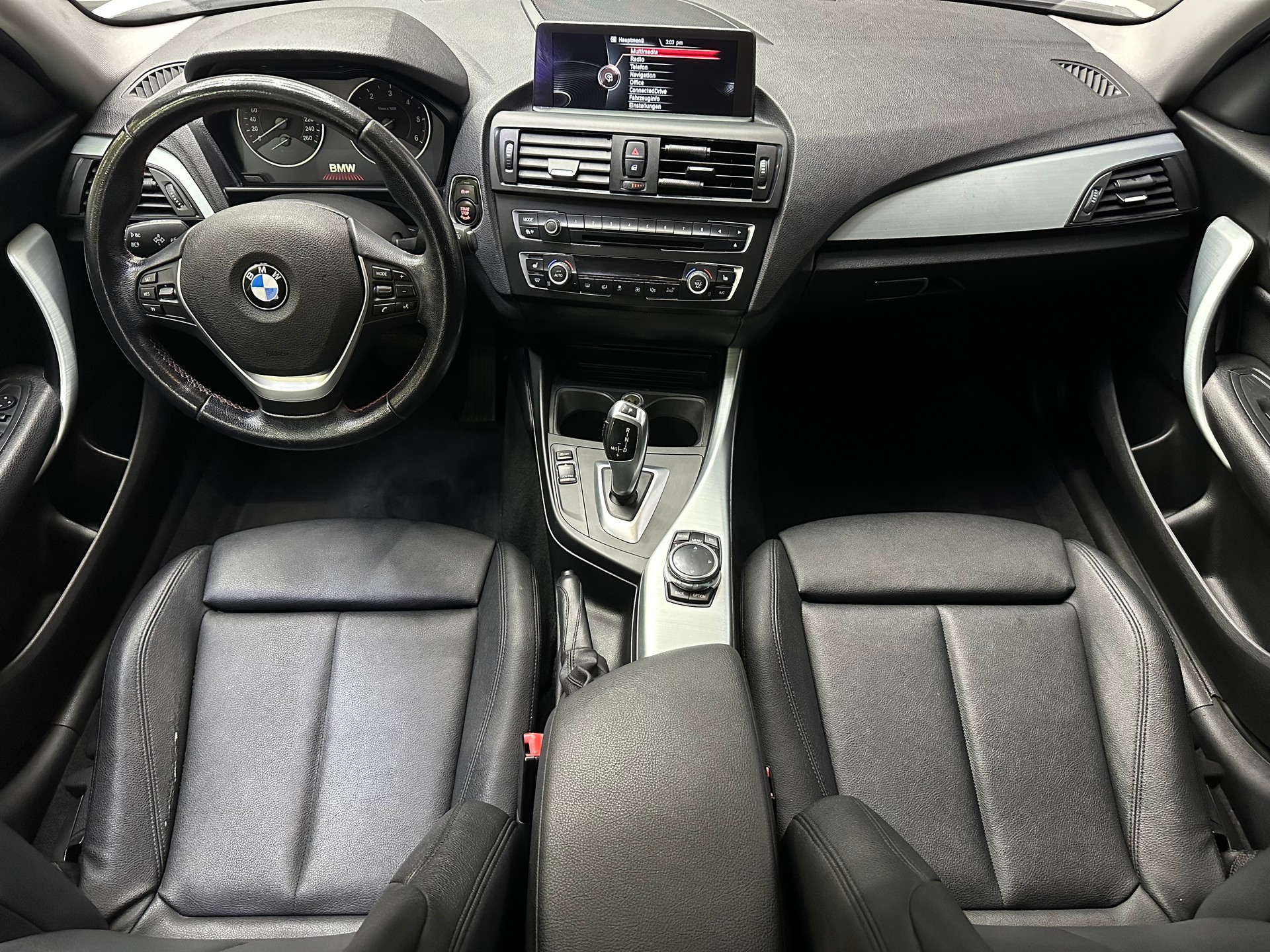 BMW 116d Sport Line Steptronic-image-14