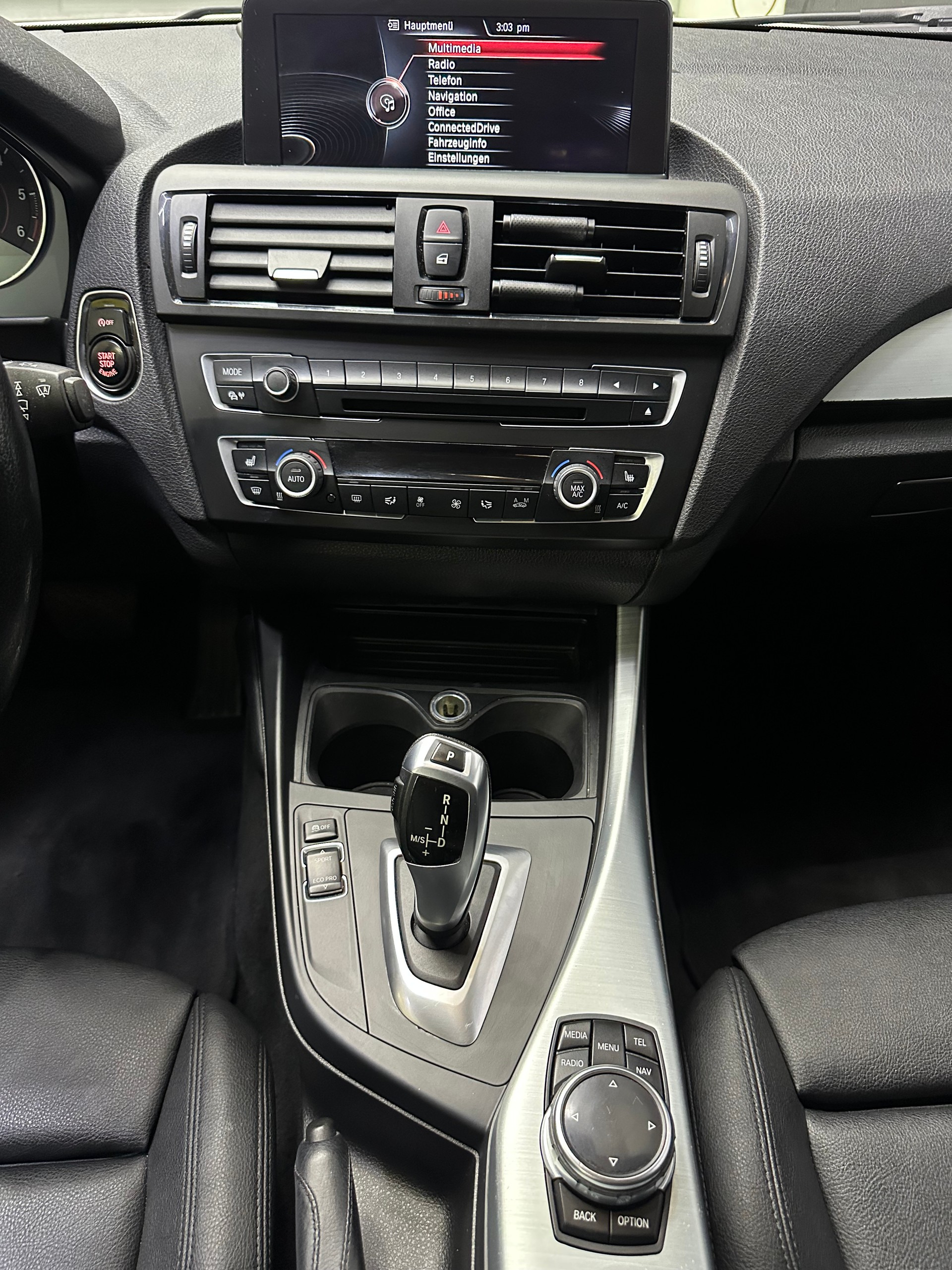 BMW 116d Sport Line Steptronic-image-15