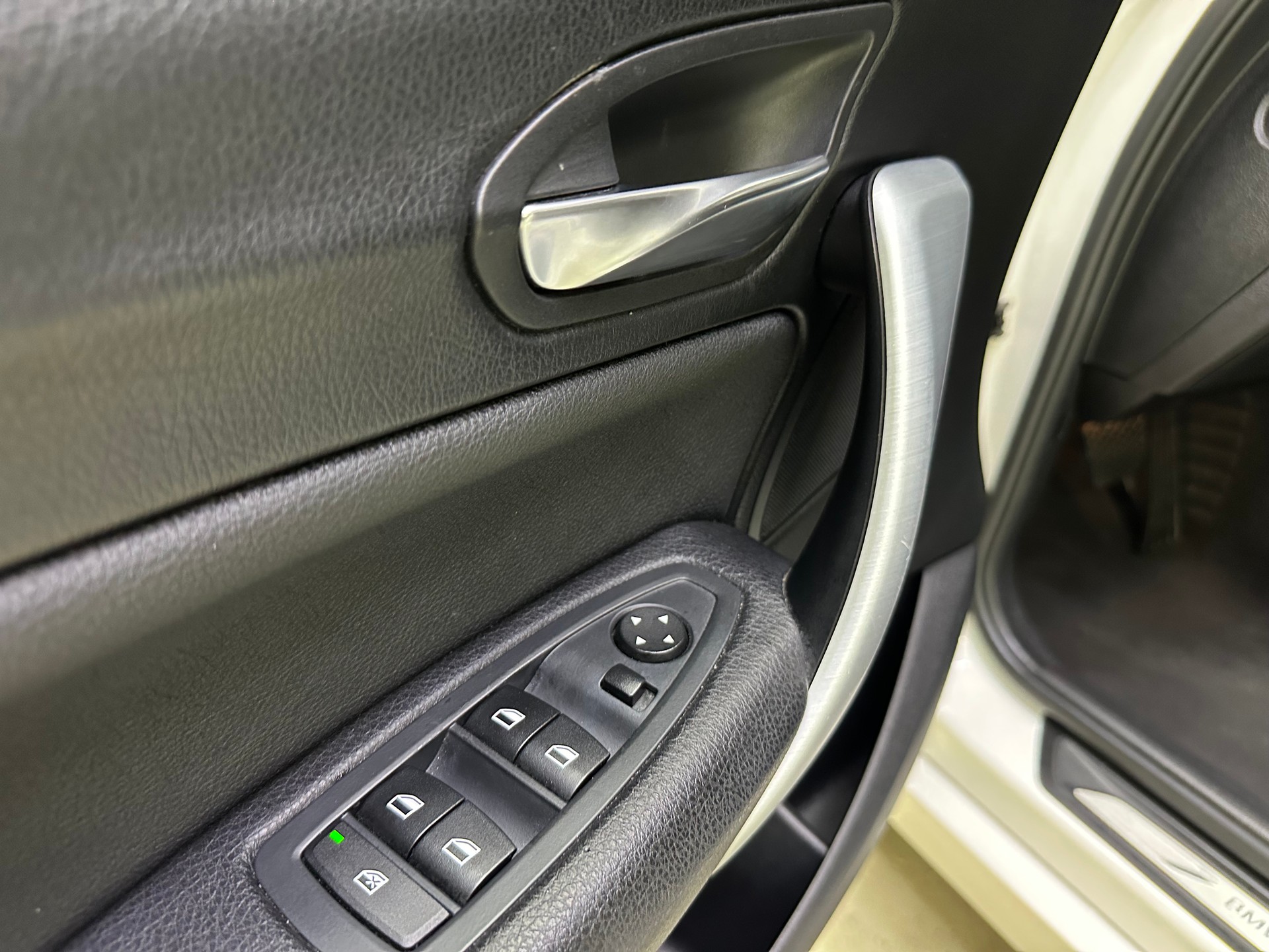 BMW 116d Sport Line Steptronic-image-11