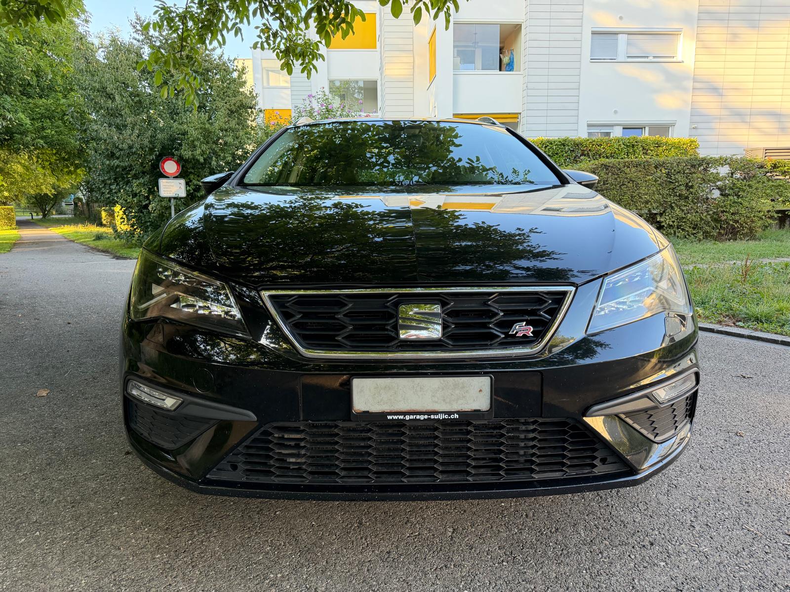 SEAT Leon ST 2.0 TDI FR DSG-image-1