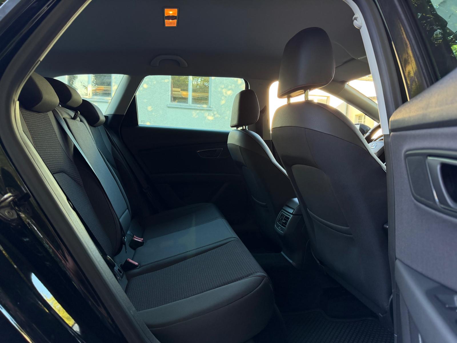 SEAT Leon ST 2.0 TDI FR DSG-image-4