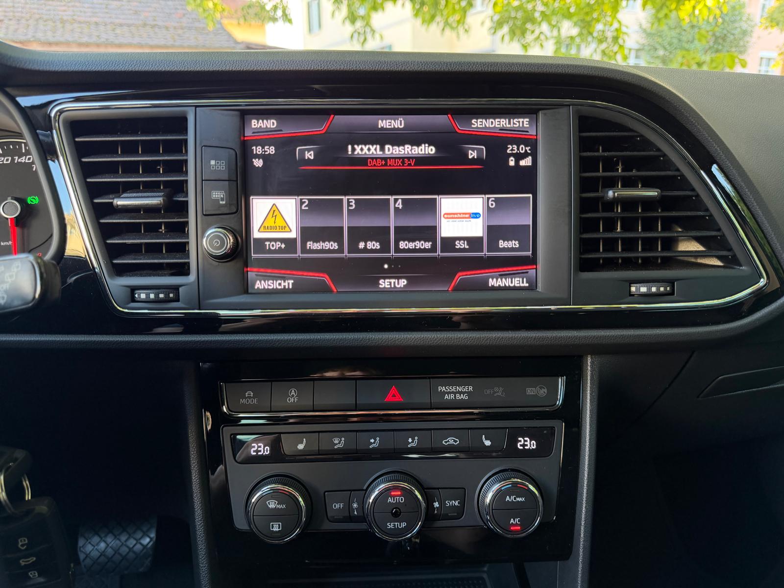 SEAT Leon ST 2.0 TDI FR DSG-image-17