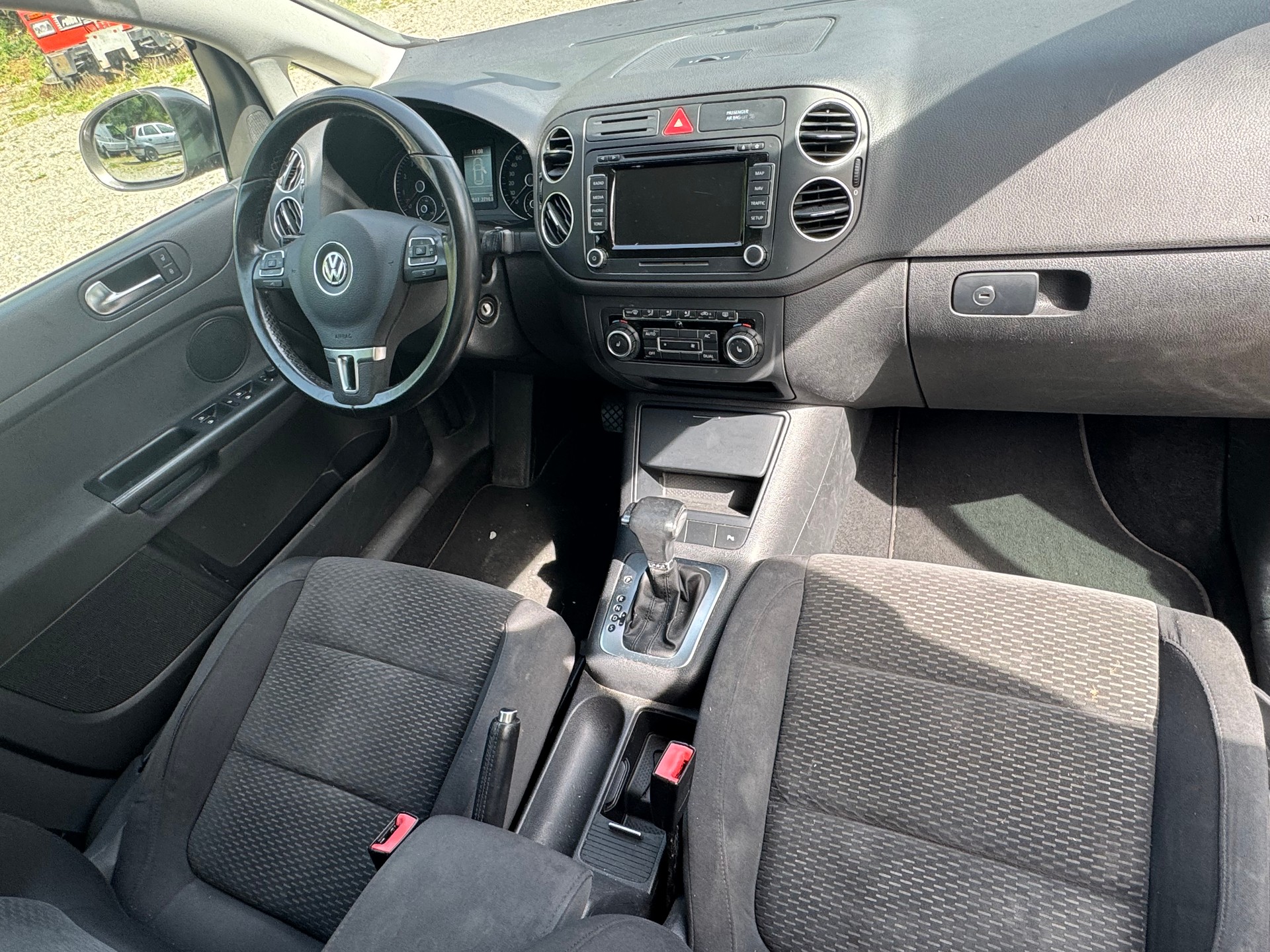 VW Golf Plus 1.4 TSI Team DSG-image-10