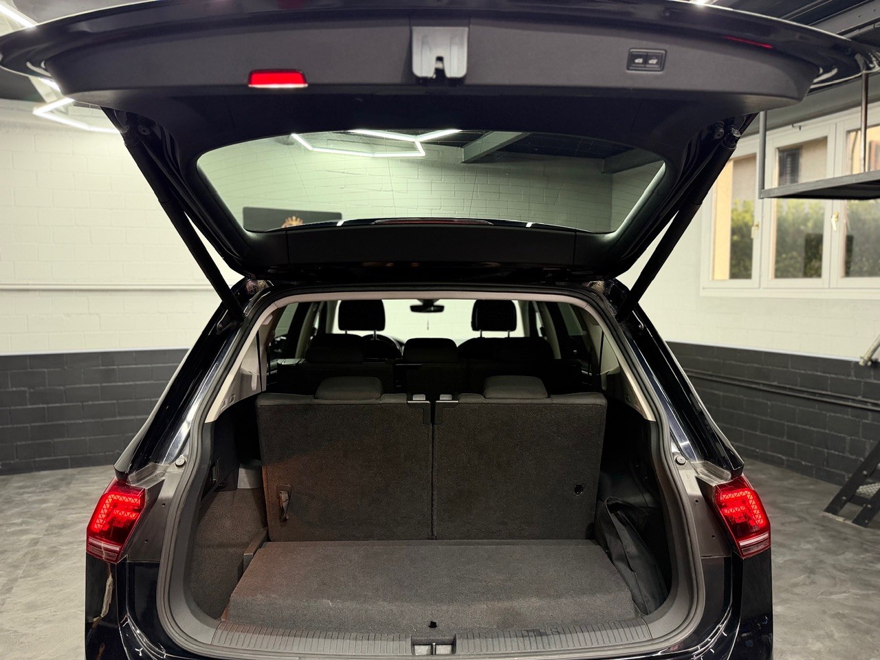VW Tiguan Allspace 2.0TSI Highline 4Motion DSG | 7. Plätzer | ACC | Virtual Cockpit-image-22