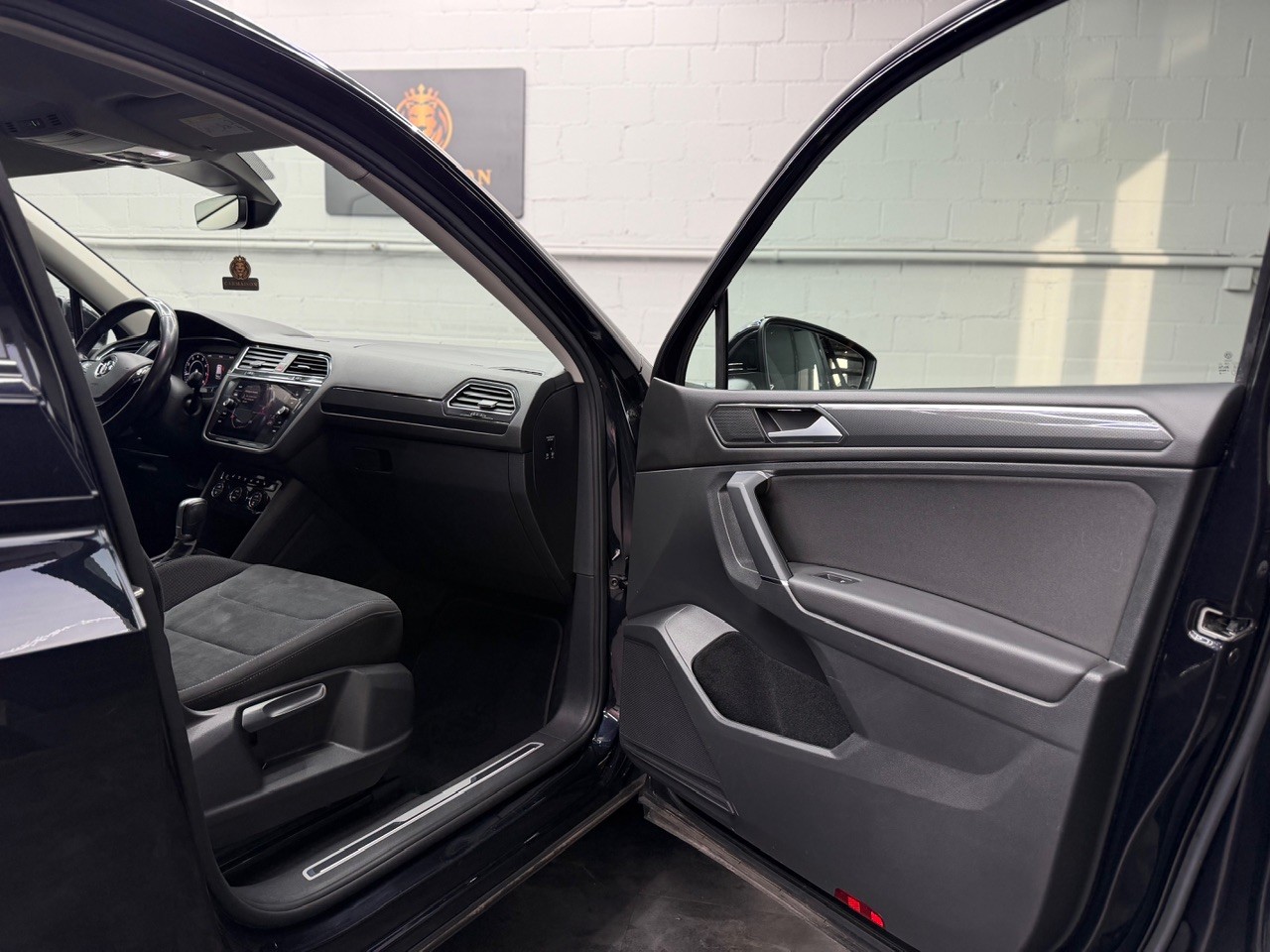 VW Tiguan Allspace 2.0TSI Highline 4Motion DSG | 7. Plätzer | ACC | Virtual Cockpit-image-25
