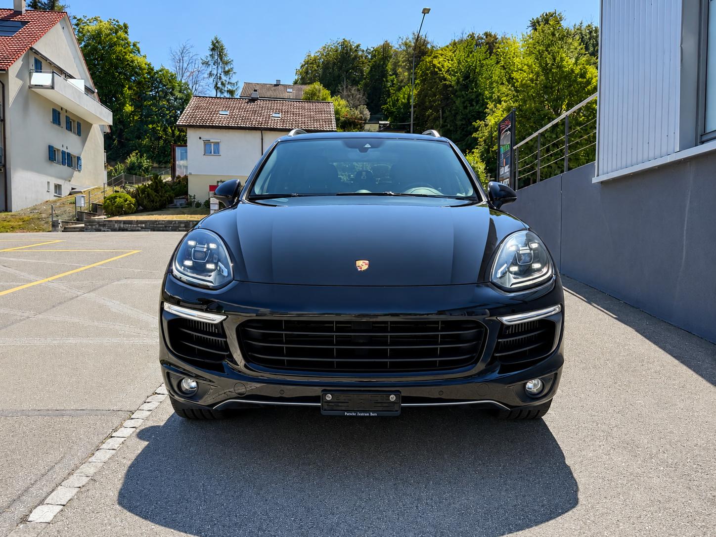 PORSCHE Cayenne S Diesel-image-4