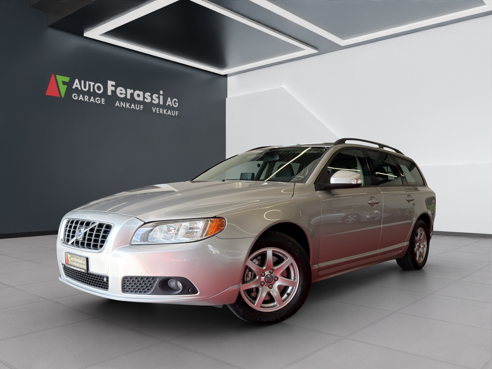 VOLVO V70 D5 Momentum Geartronic