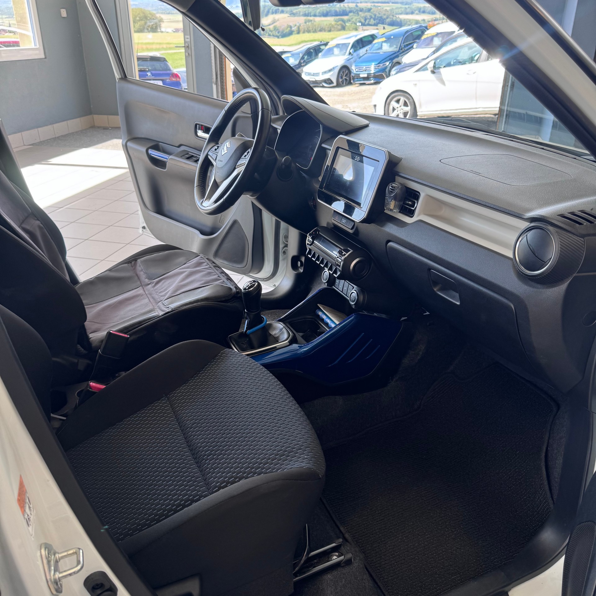 SUZUKI Ignis 1.2i Compact Top Hybrid 4x4-image-15
