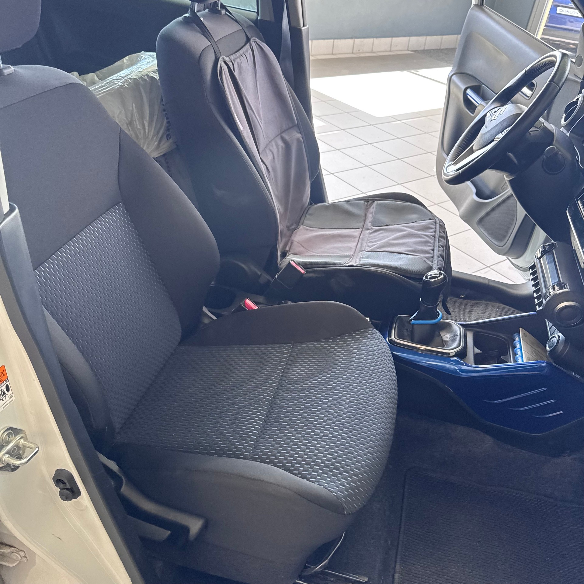 SUZUKI Ignis 1.2i Compact Top Hybrid 4x4-image-16