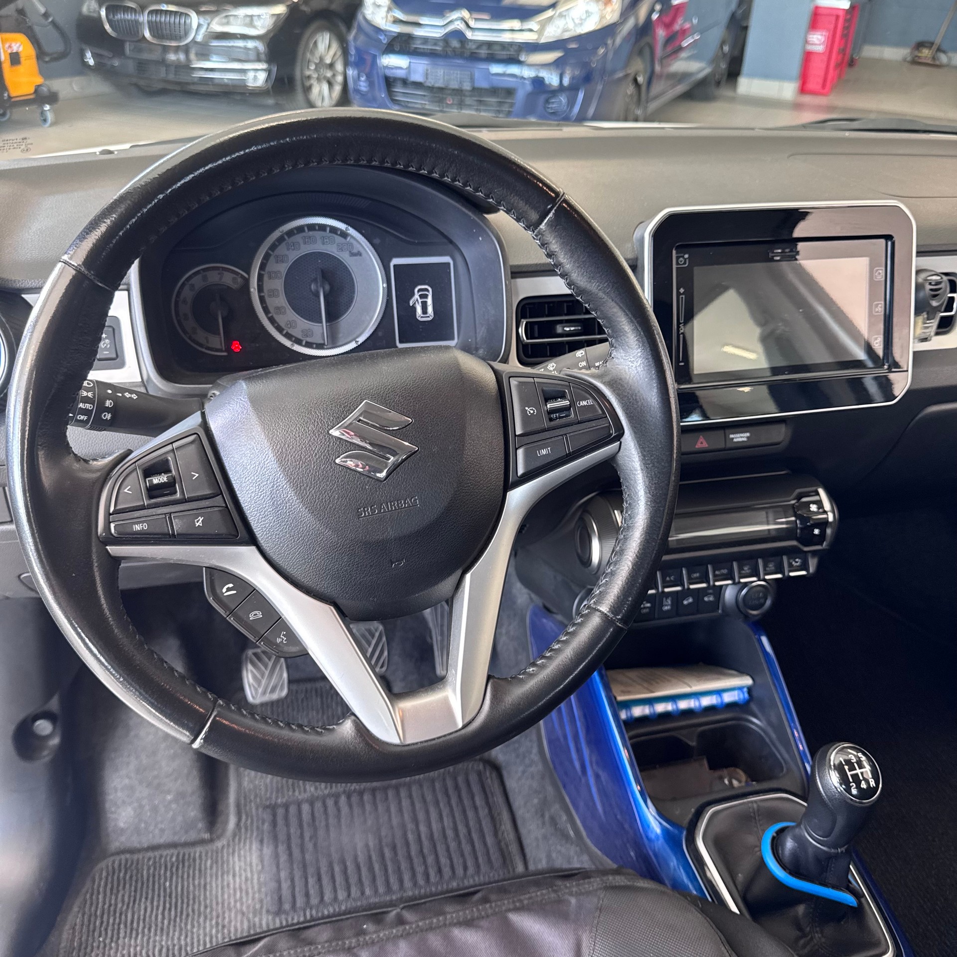 SUZUKI Ignis 1.2i Compact Top Hybrid 4x4-image-9