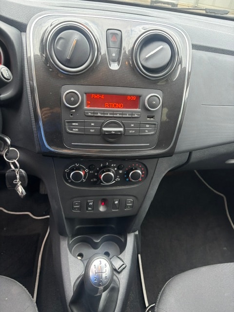 DACIA Sandero 1.0 Comfort-image-6