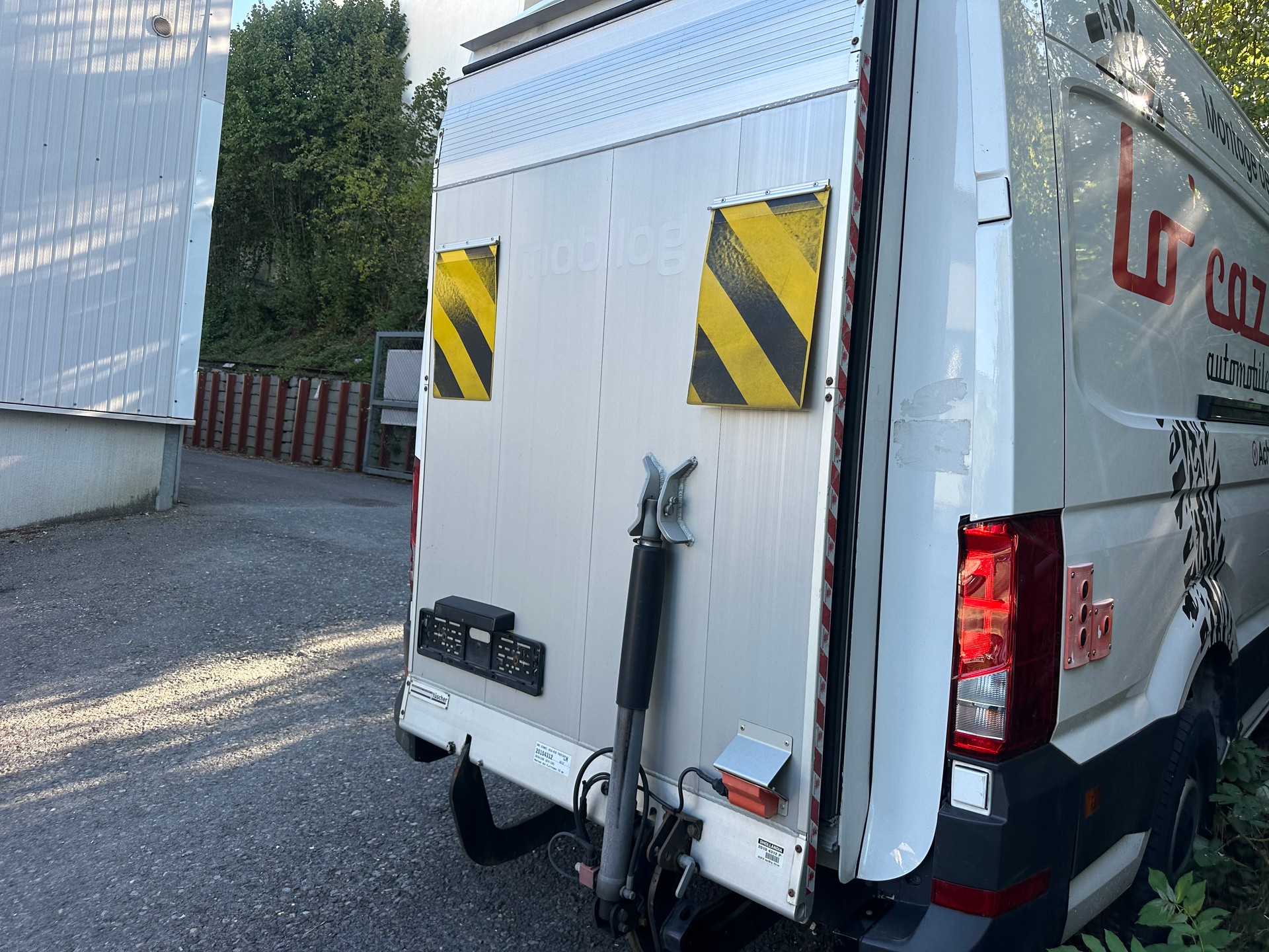 VW Crafter 35L 2.0 TDI L5 4Motion-image-9