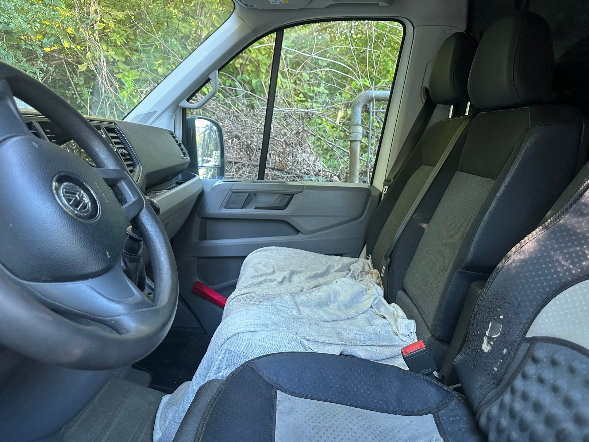 VW Crafter 35L 2.0 TDI L5 4Motion-image-14