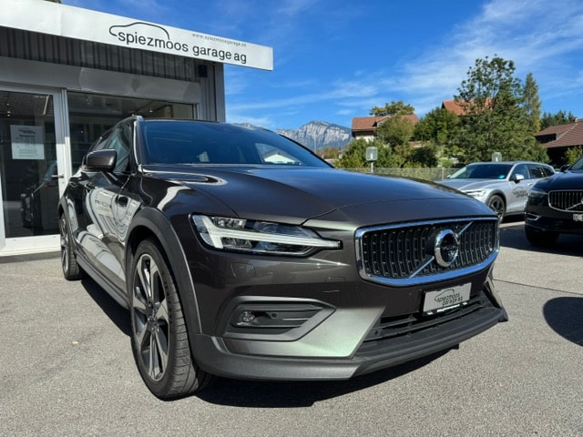 VOLVO V60 Cross Country 2.0 D4 AWD