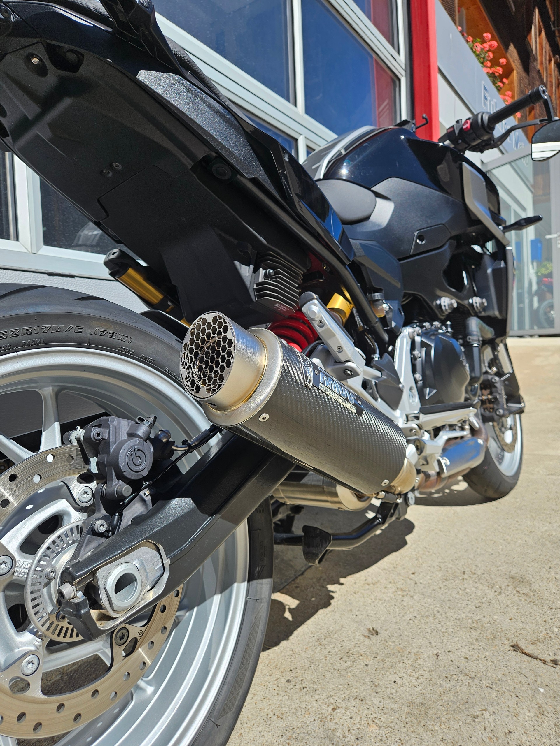BMW F 900 R ABS-image-6