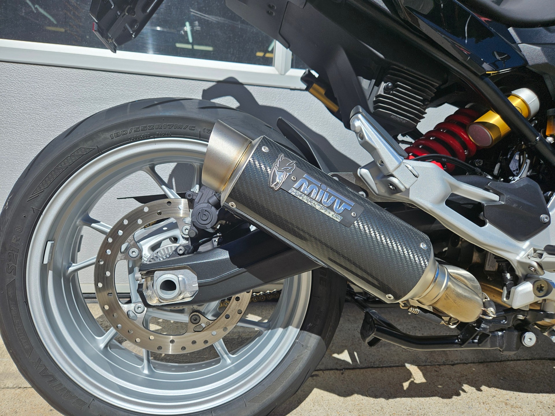 BMW F 900 R ABS-image-7