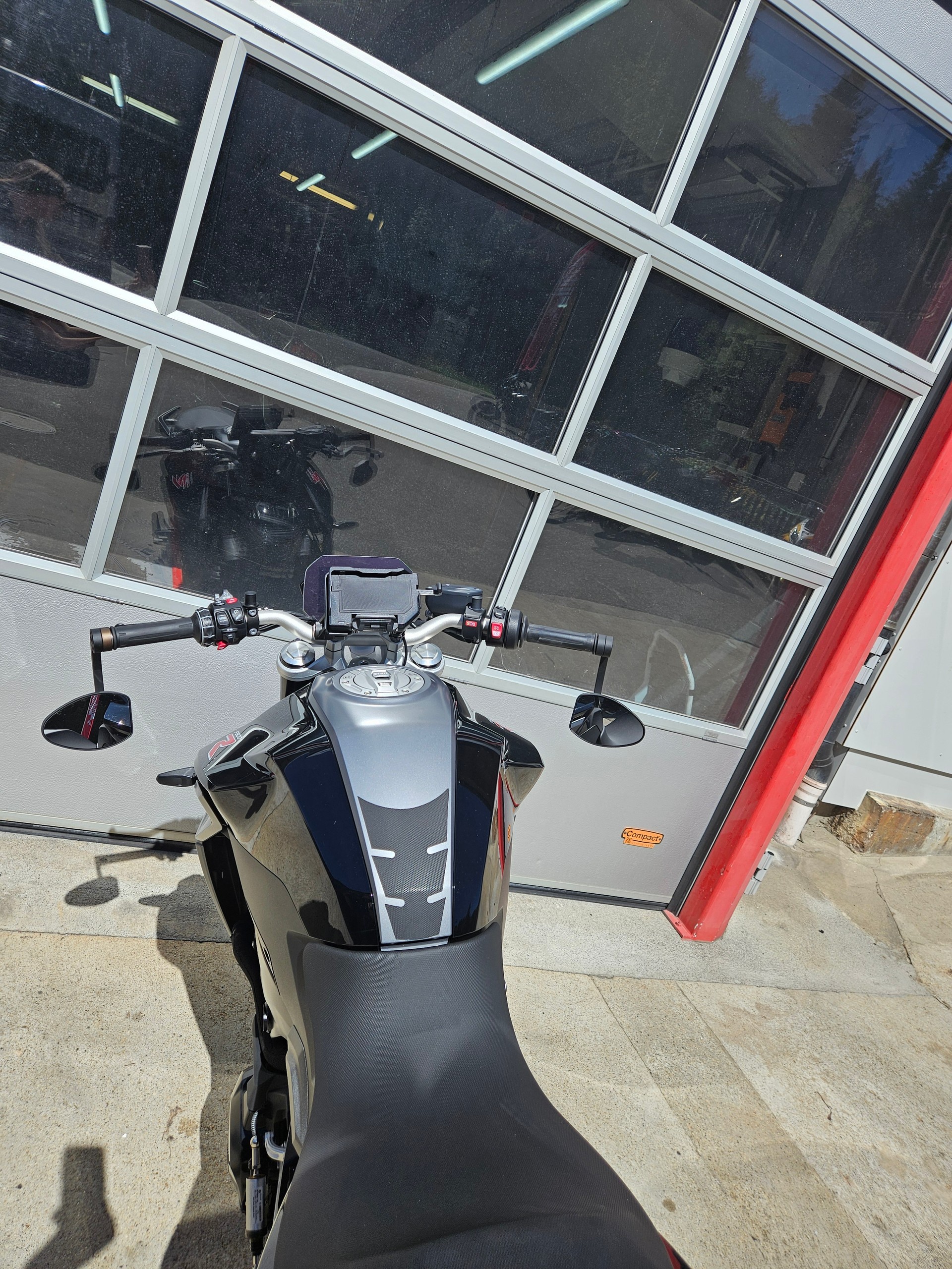 BMW F 900 R ABS-image-9