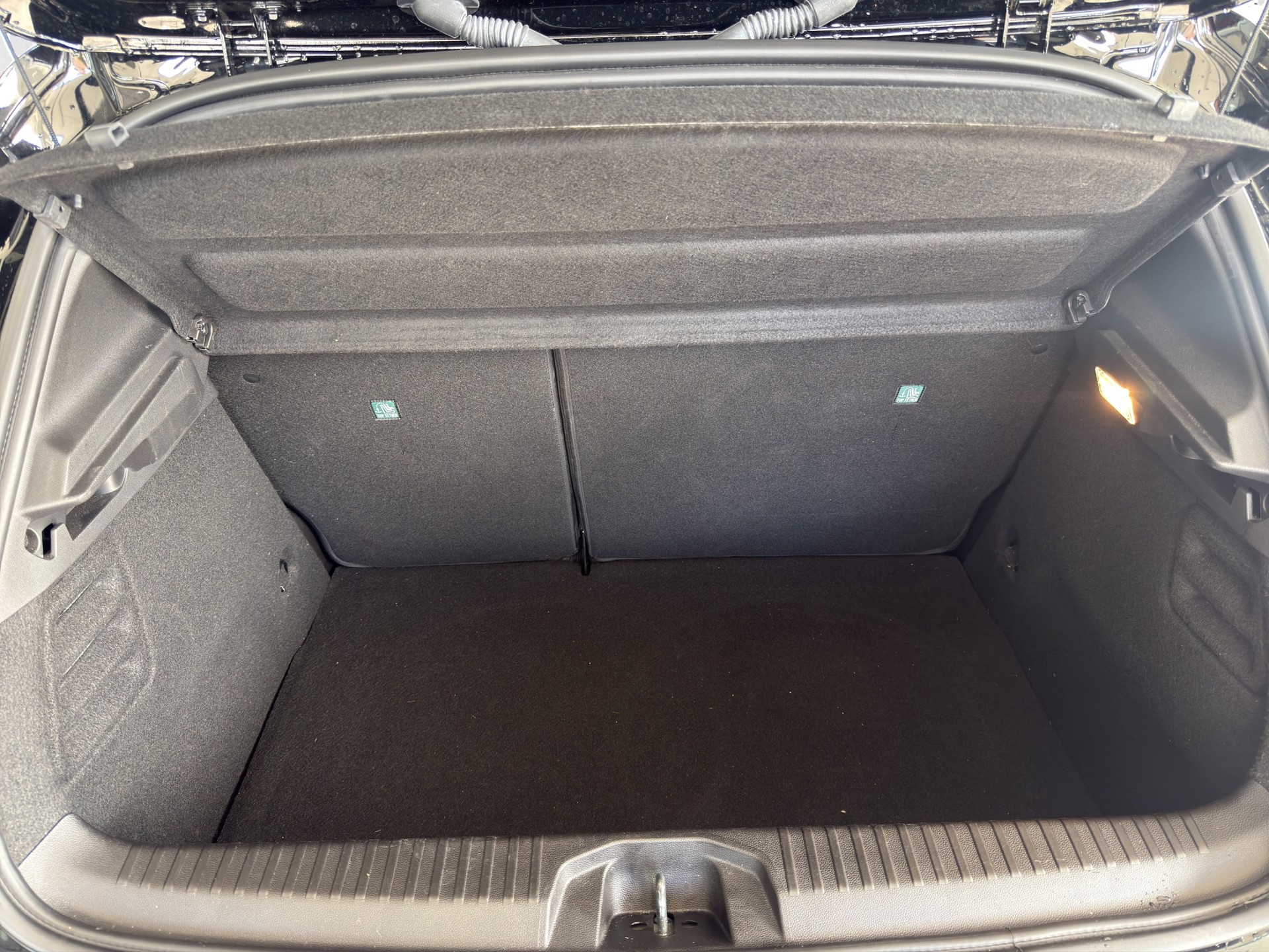 RENAULT Clio 1.6 E-Tech Techno-image-15