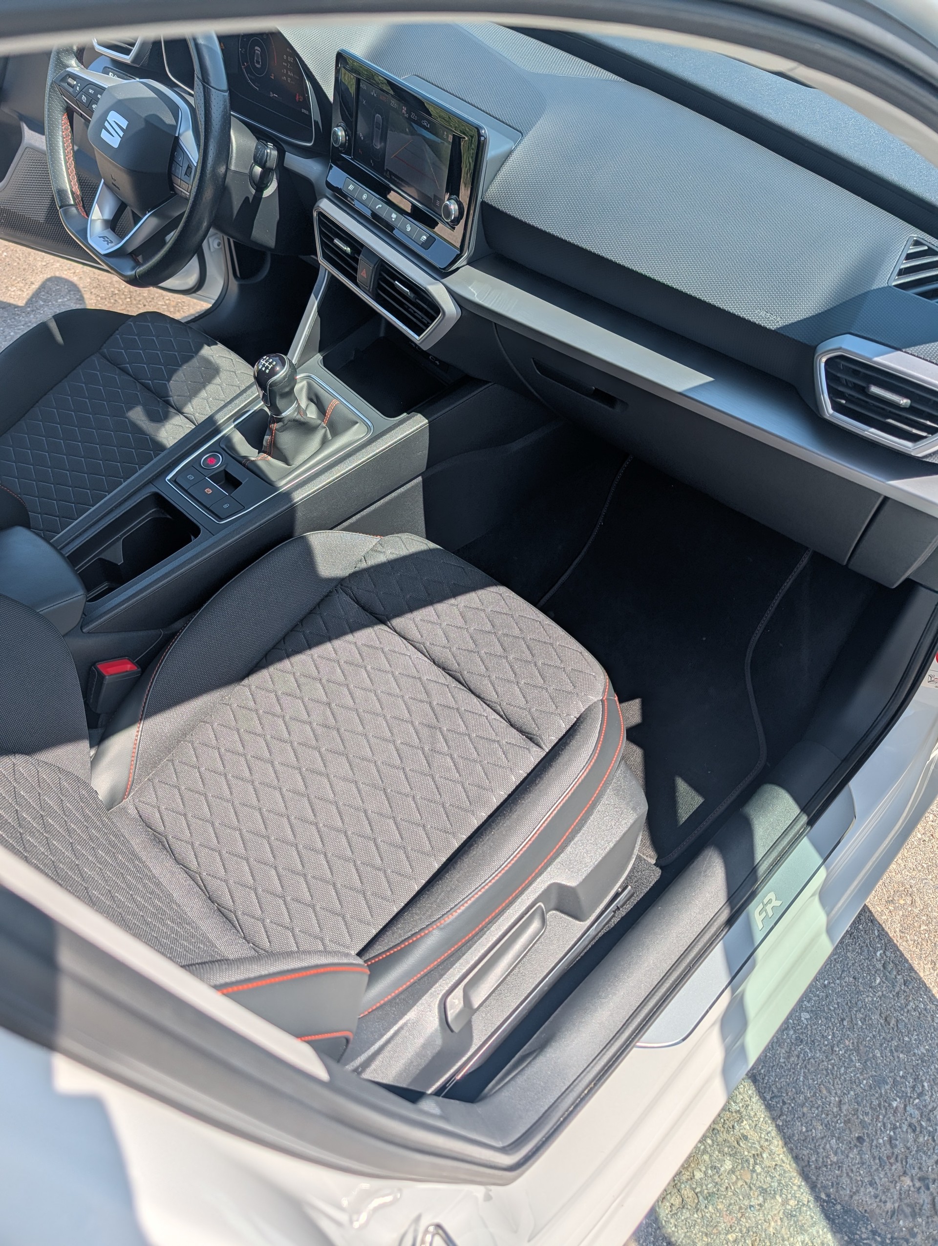 SEAT 1.5 TSI Hola FR | ACT | Miller-image-10