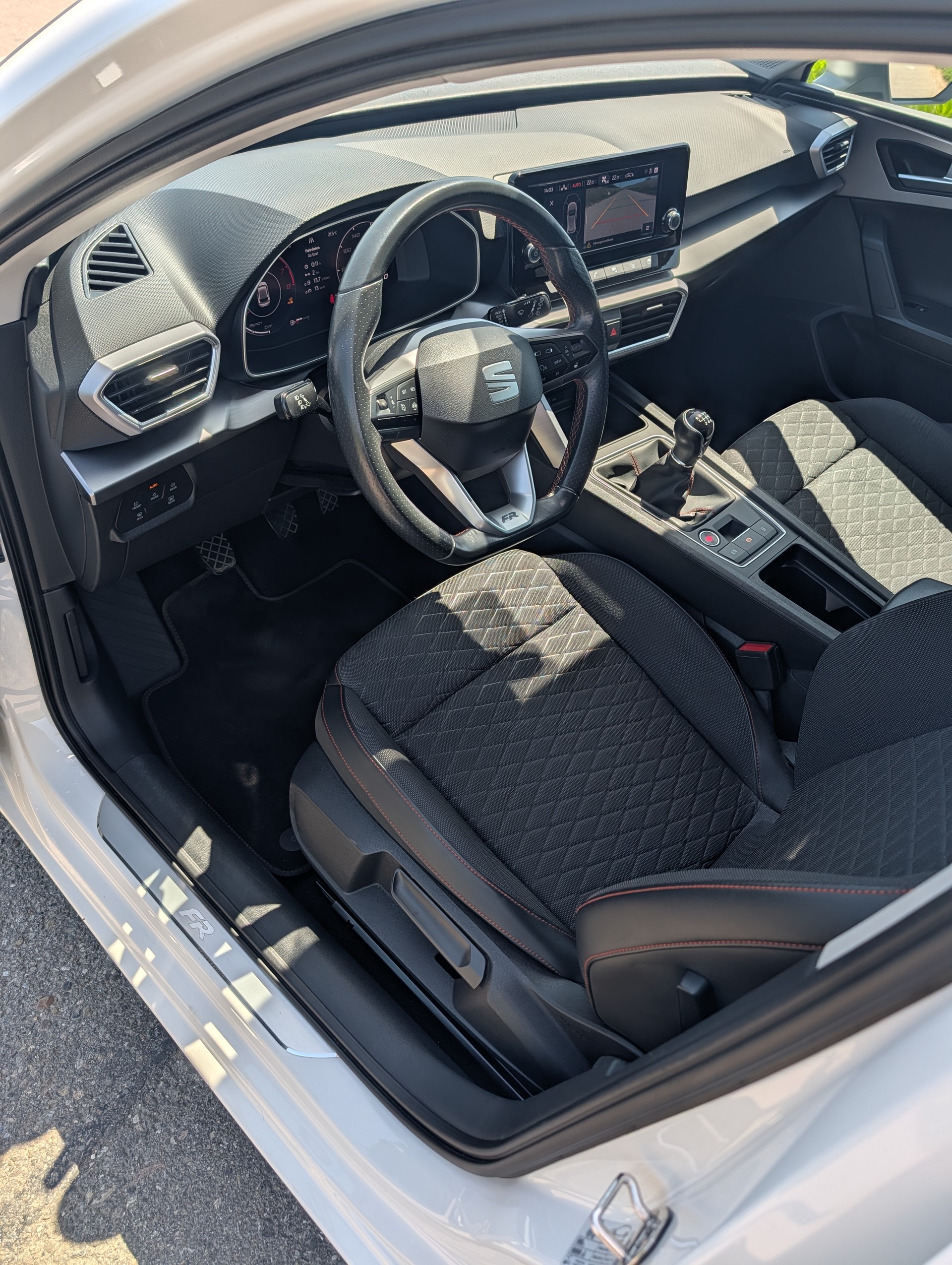 SEAT 1.5 TSI Hola FR-image-8