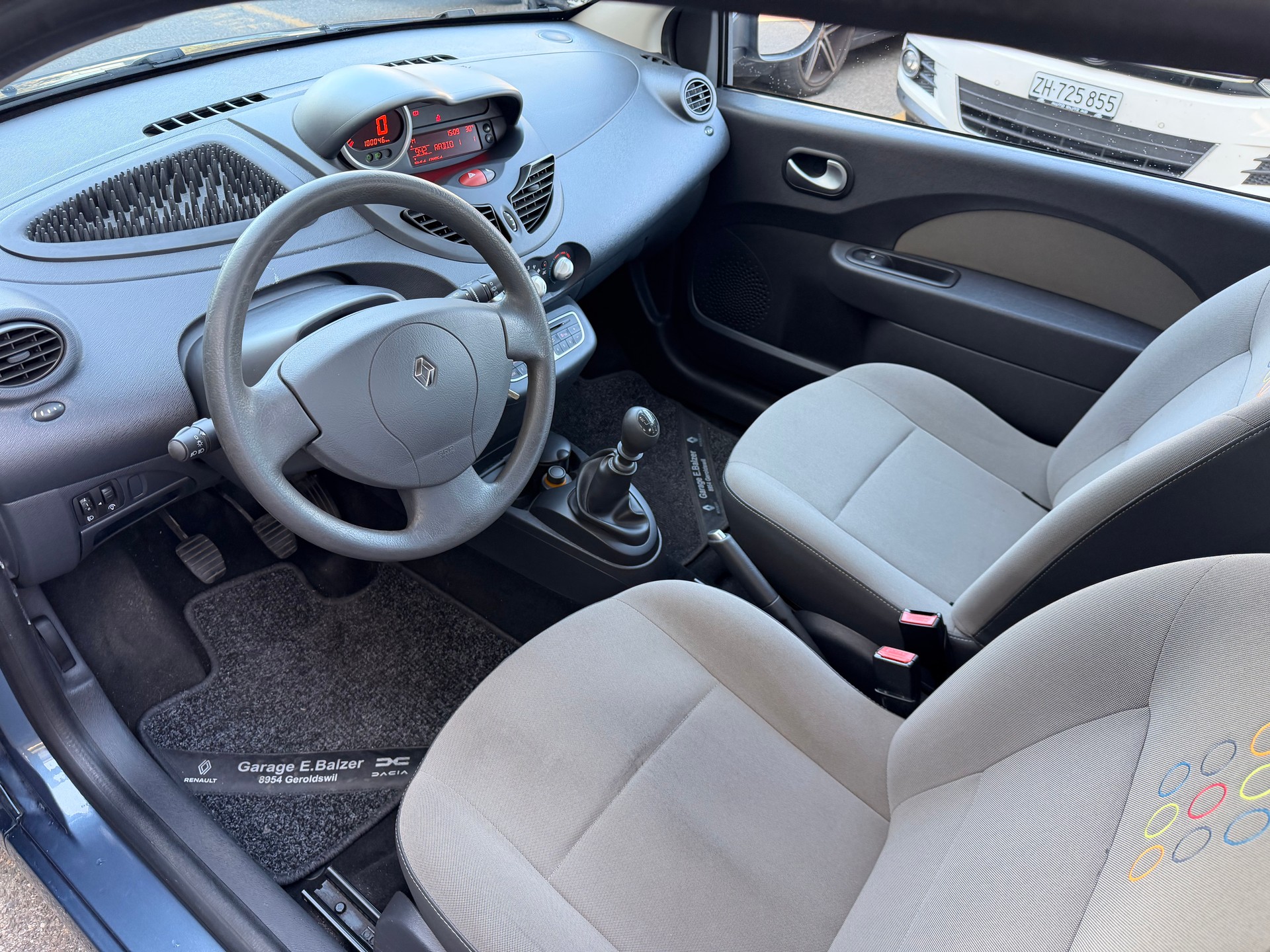RENAULT Twingo 1.2 16V Expression-image-7