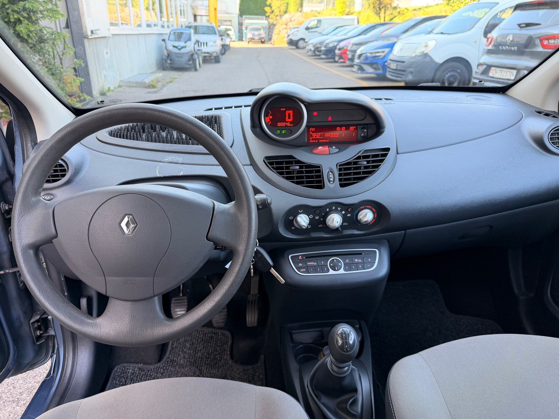 RENAULT Twingo 1.2 16V Expression-image-9