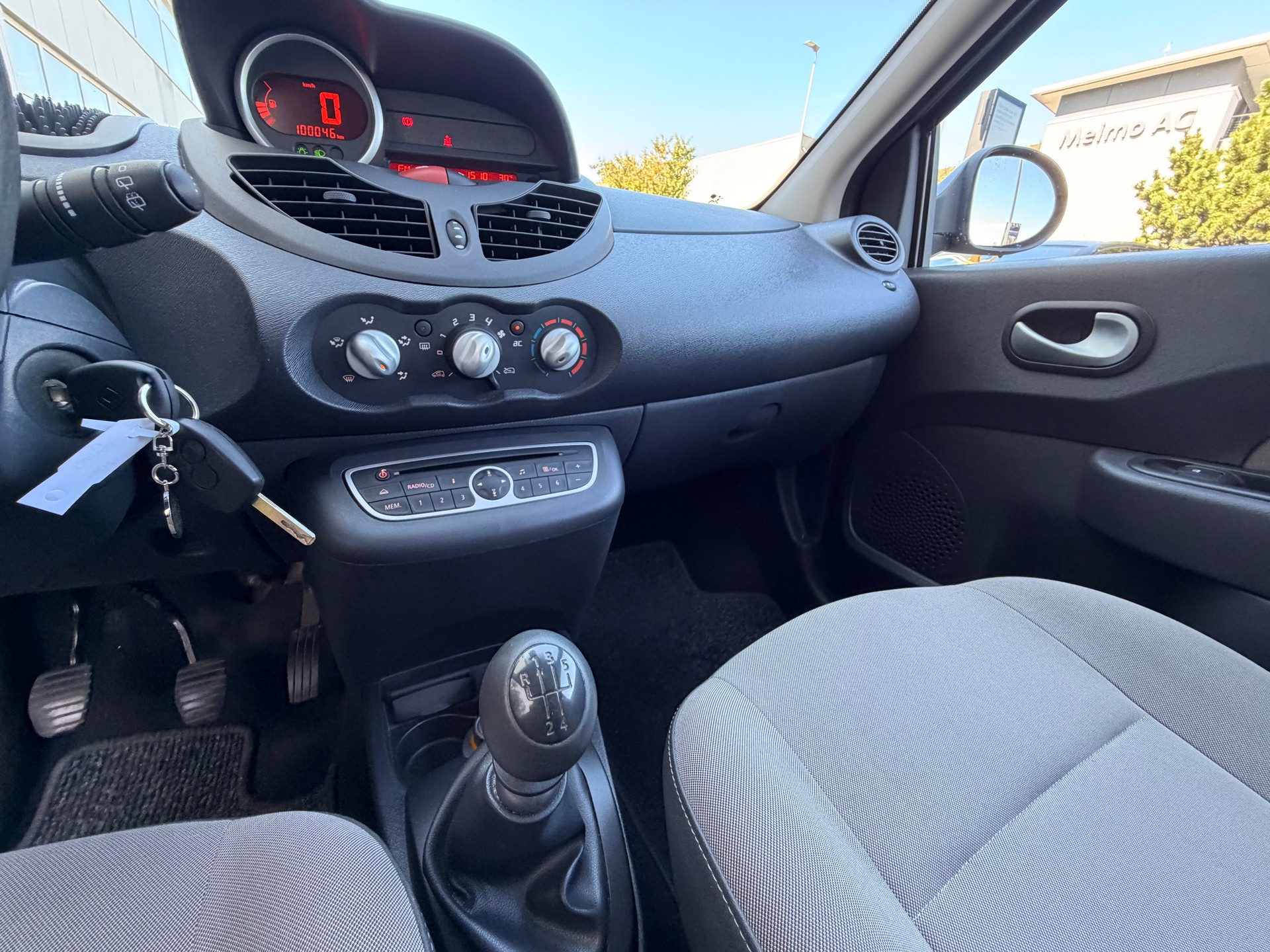 RENAULT Twingo 1.2 16V Expression-image-8