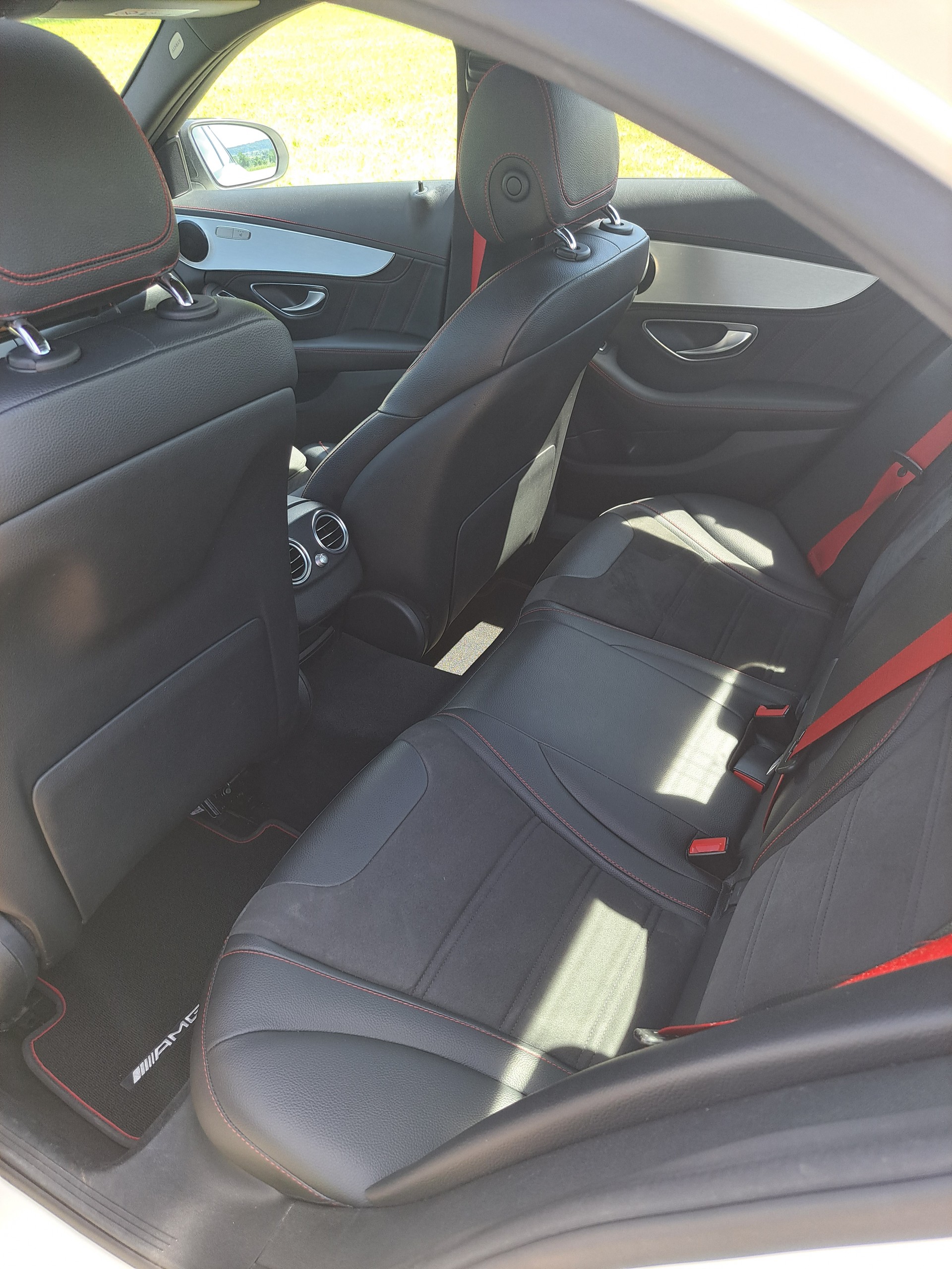 MERCEDES-BENZ C 43 AMG-image-3