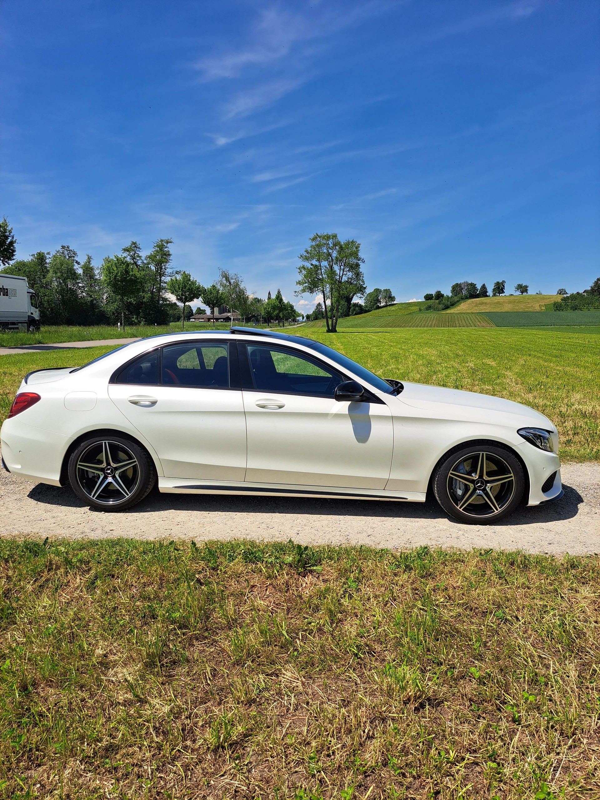 MERCEDES-BENZ C 43 AMG-image-8