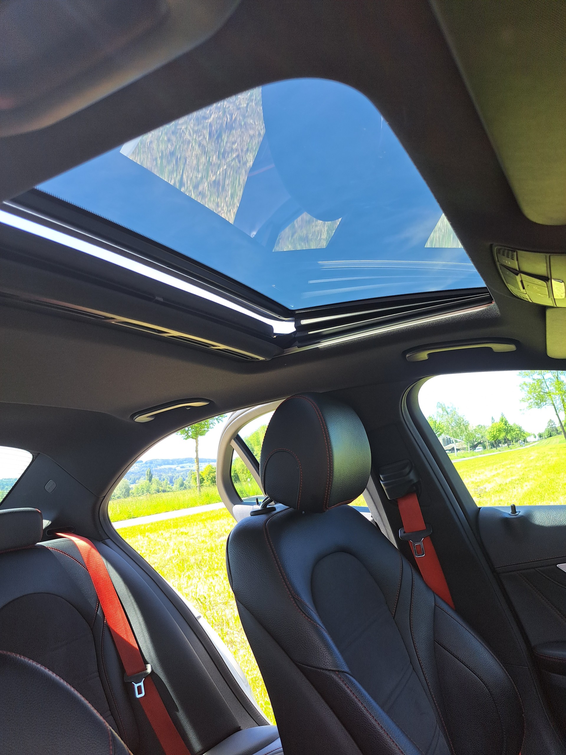 MERCEDES-BENZ C 43 AMG-image-5