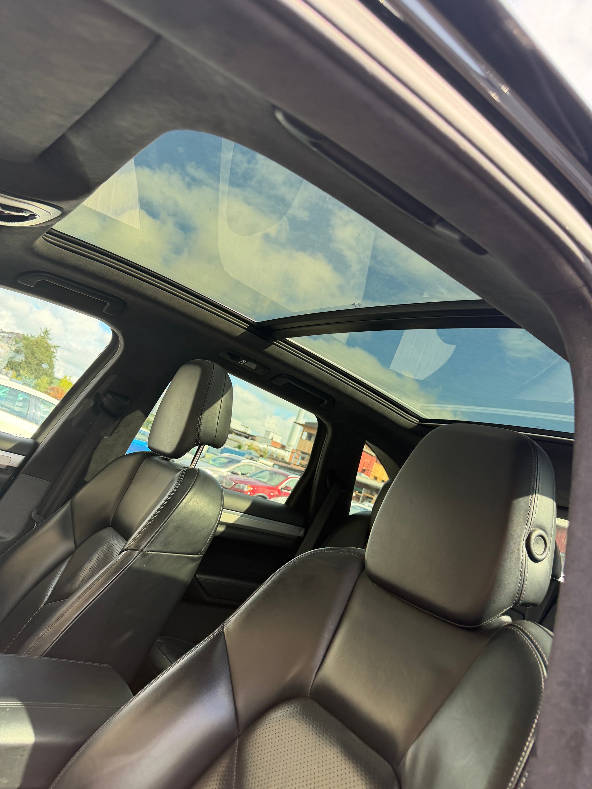PORSCHE Cayenne Turbo-image-10