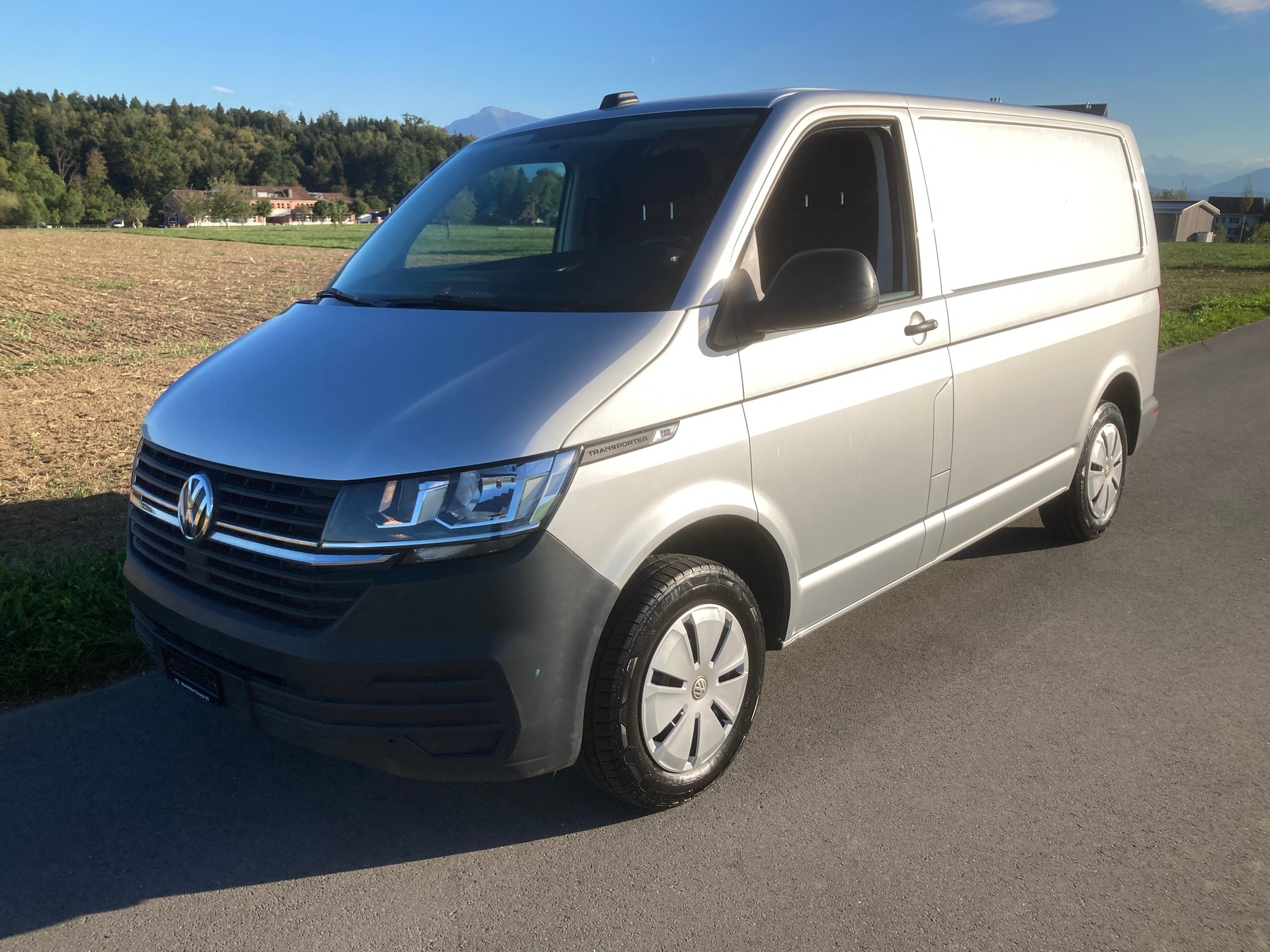VW T6.1 2.0 TDI 4Motion DSG-image-0