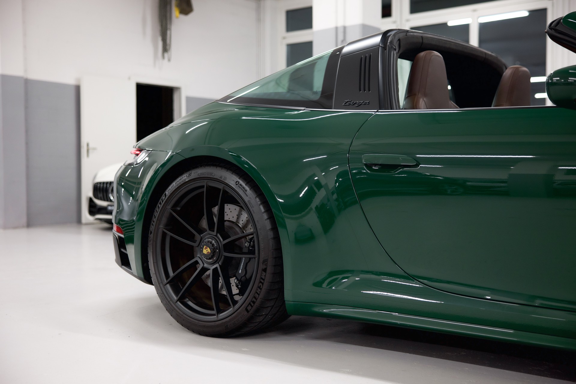 PORSCHE 911 Targa 4 GTS PDK *CH-FHZ*-image-11