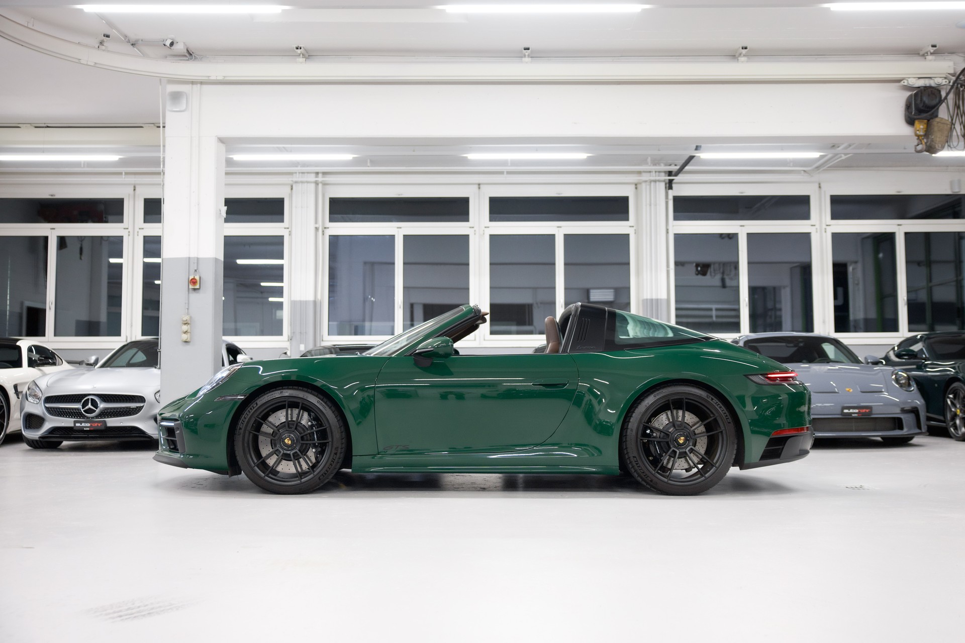 PORSCHE 911 Targa 4 GTS PDK *CH-FHZ*-image-4