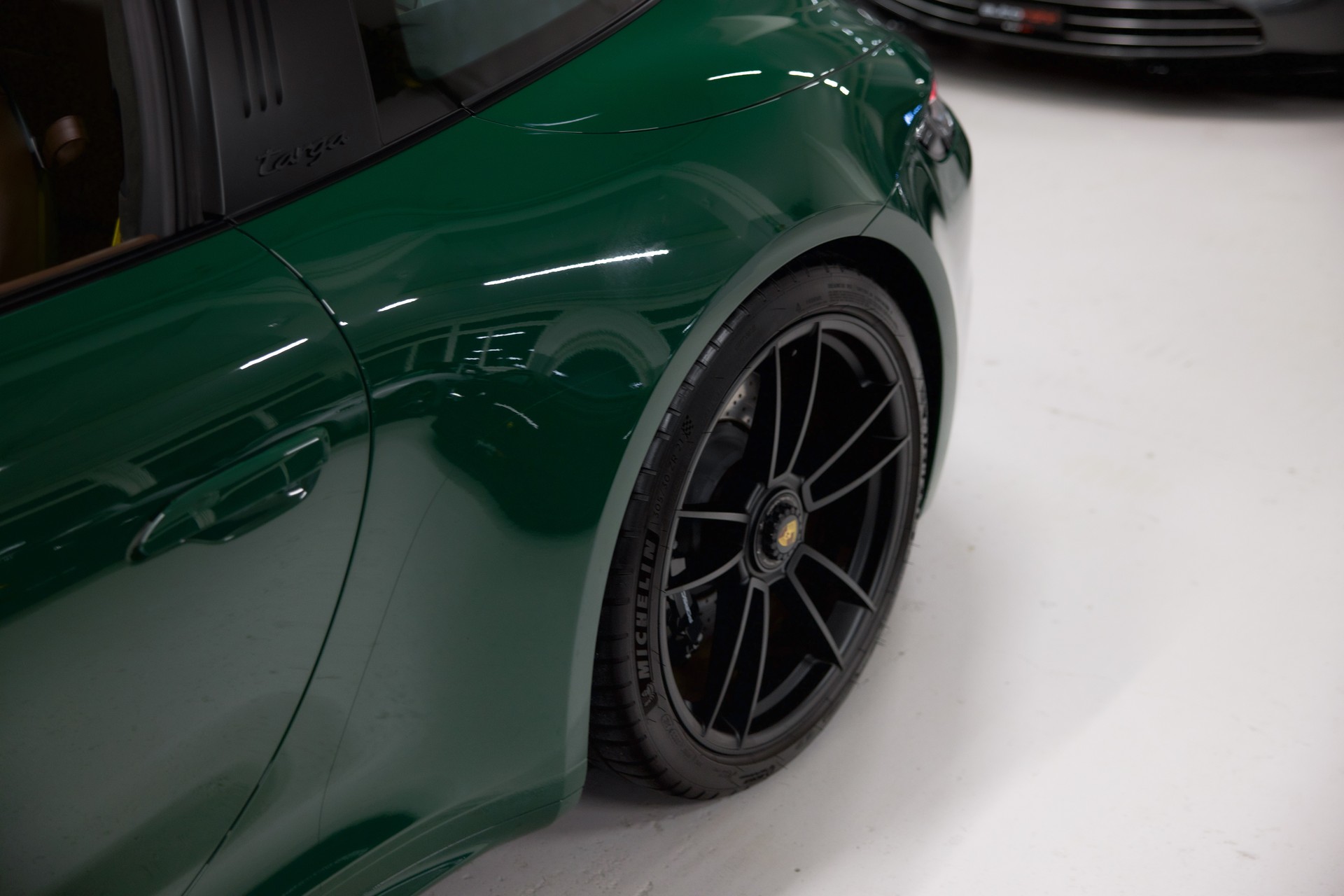 PORSCHE 911 Targa 4 GTS PDK *CH-FHZ*-image-16
