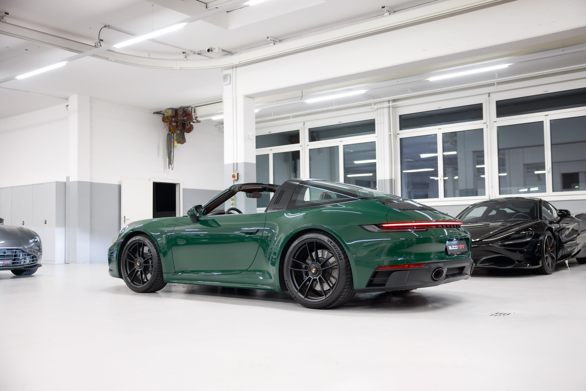 PORSCHE 911 Targa 4 GTS PDK *CH-FHZ*-image-7