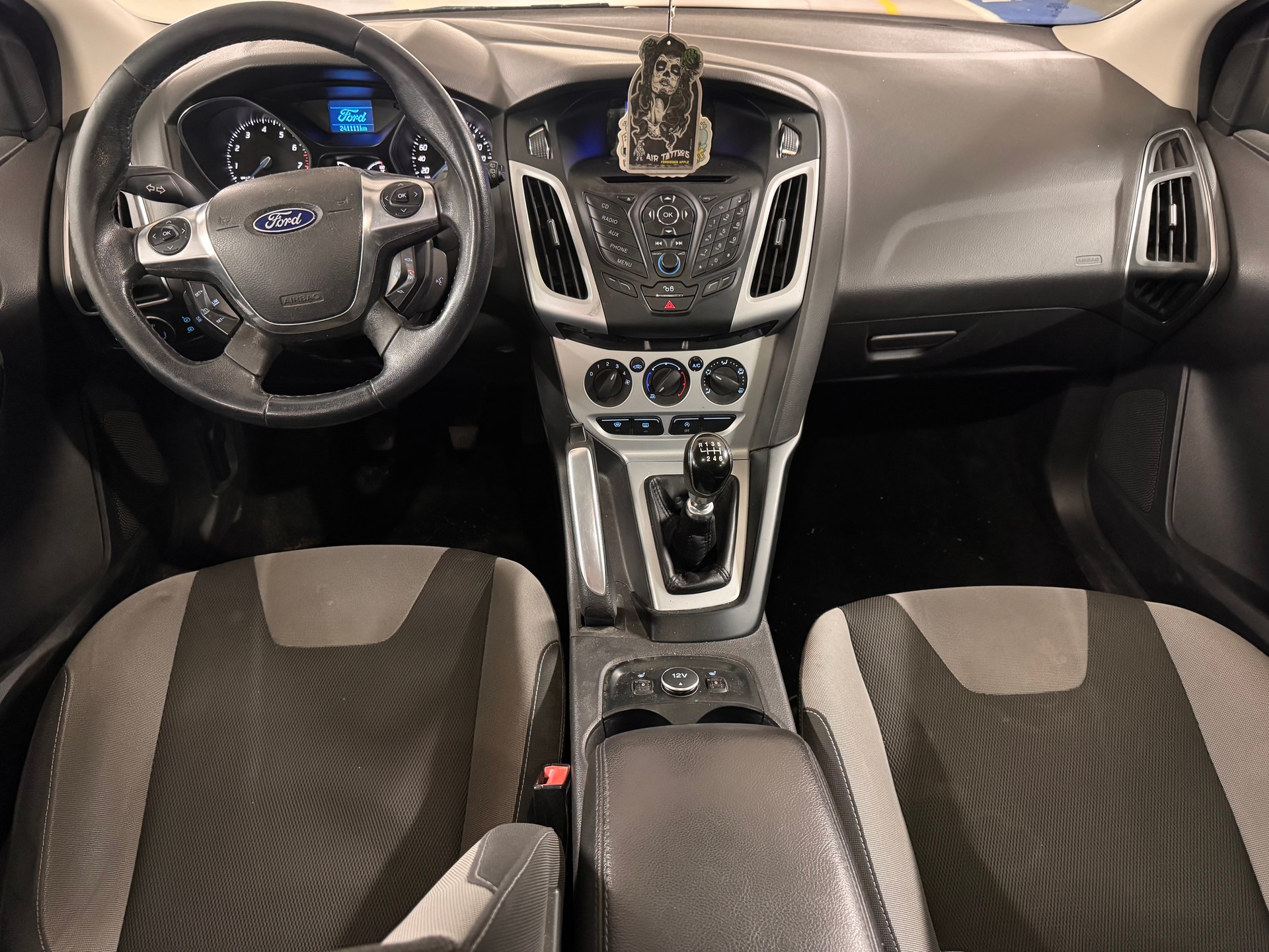 FORD Focus 1.6 SCTi Titanium-image-11
